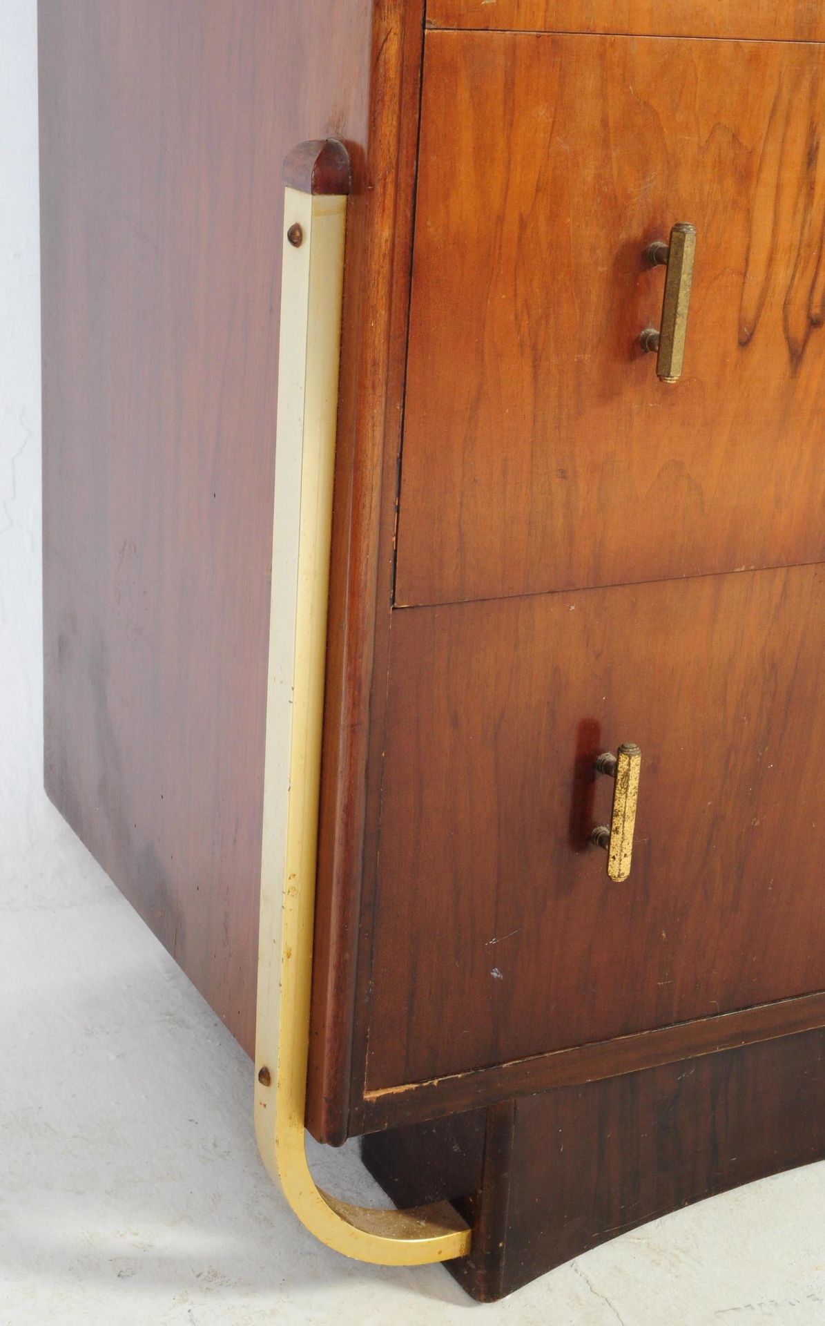 1930'S ART DECO BURR WALNUT CHEST OF DRAWERS - Bild 6 aus 7