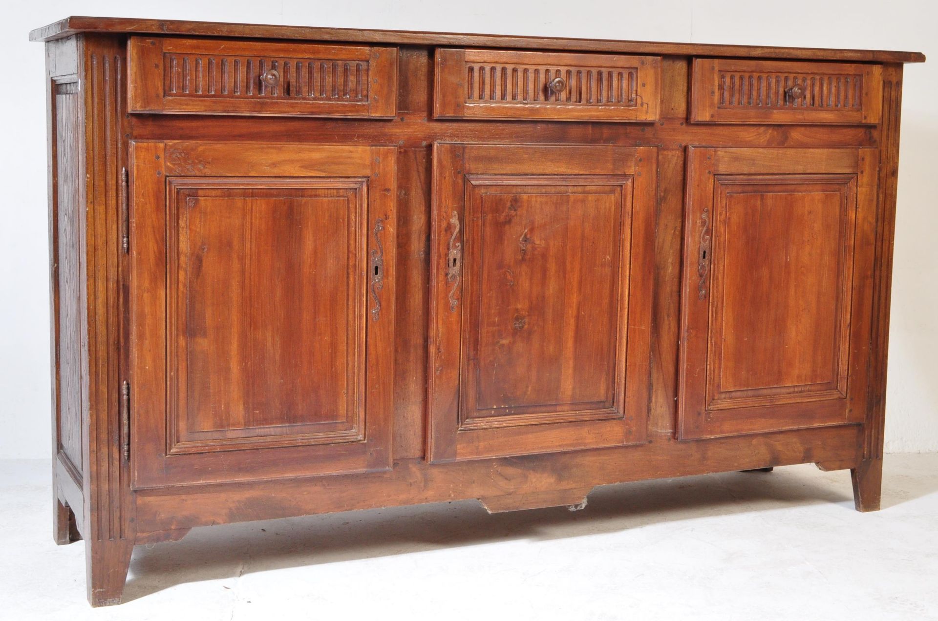 LARGE 19TH CENTURY FRENCH WALNUT SIDEBOARD CREDENZA