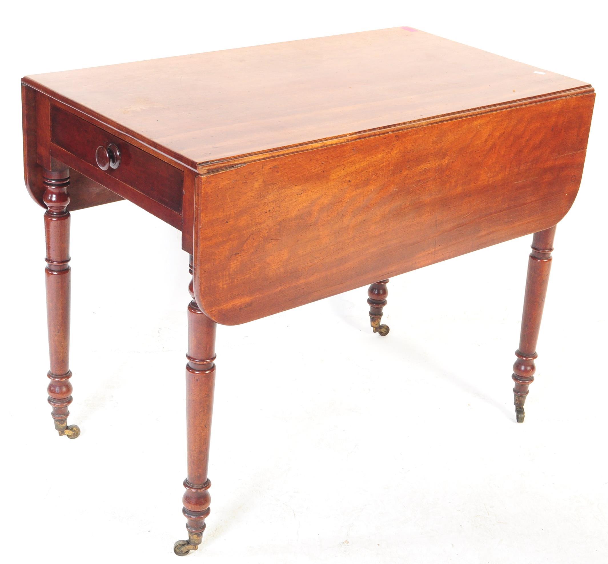 EARLY 19TH CENTURY MAHOGANY DROP LEAF PEMBROKE TABLE - Image 2 of 7