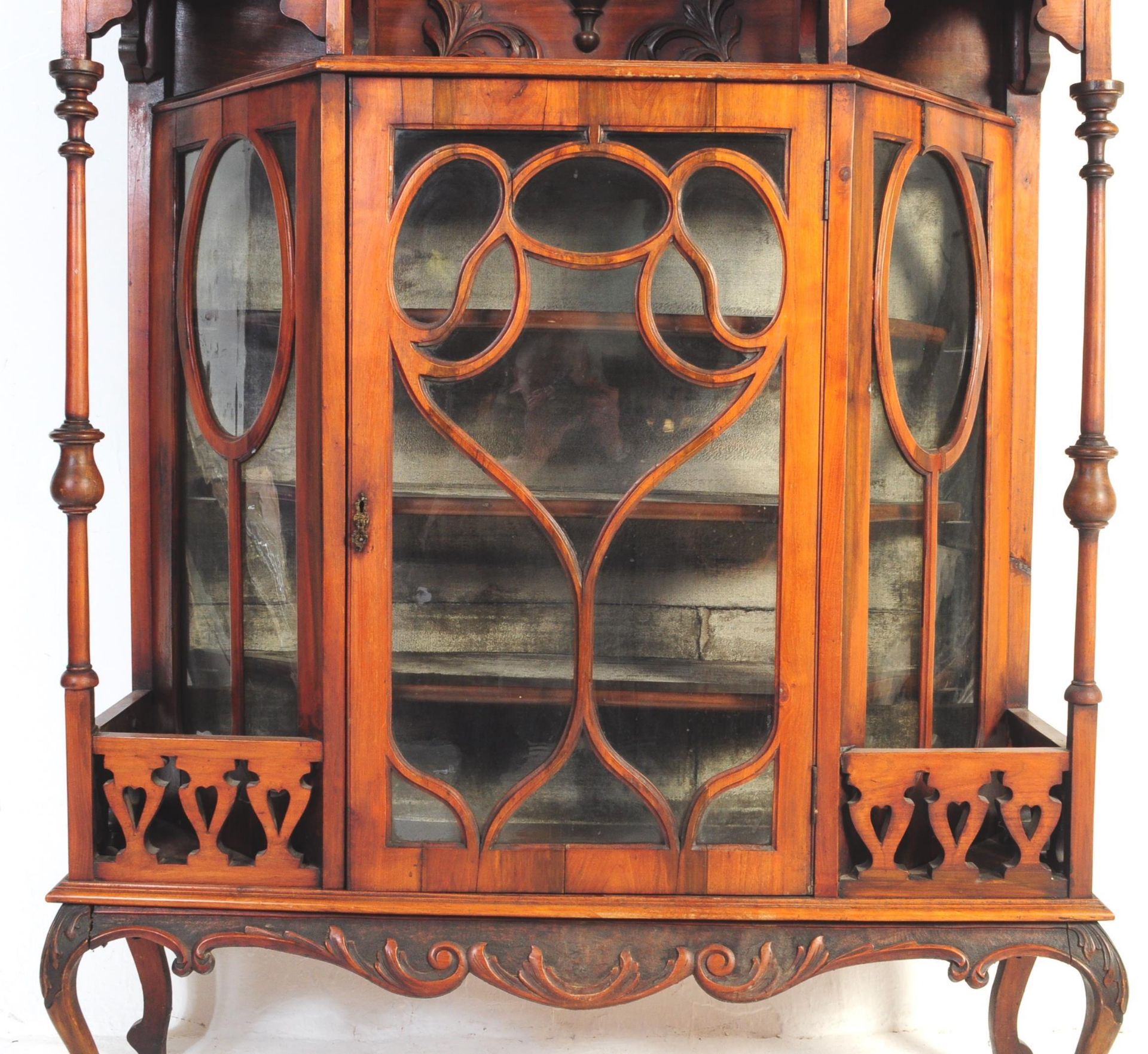 LATE 19TH CENTURY VICTORIAN WALNUT DISPLAY CABINET VITRINE - Image 3 of 7