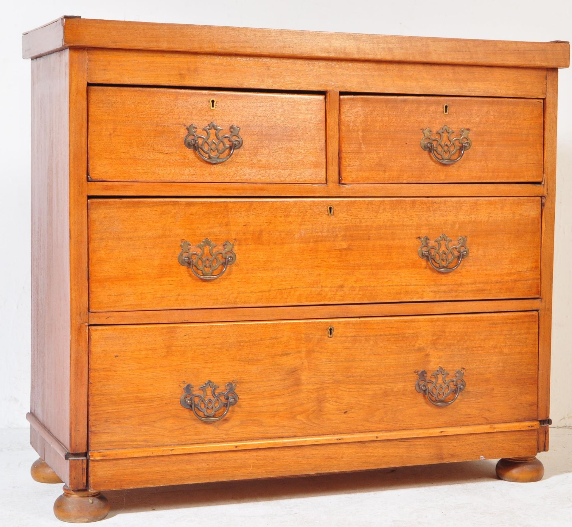 VICTORIAN MAHOGANY TWO OVER TWO CHEST OF DRAWERS