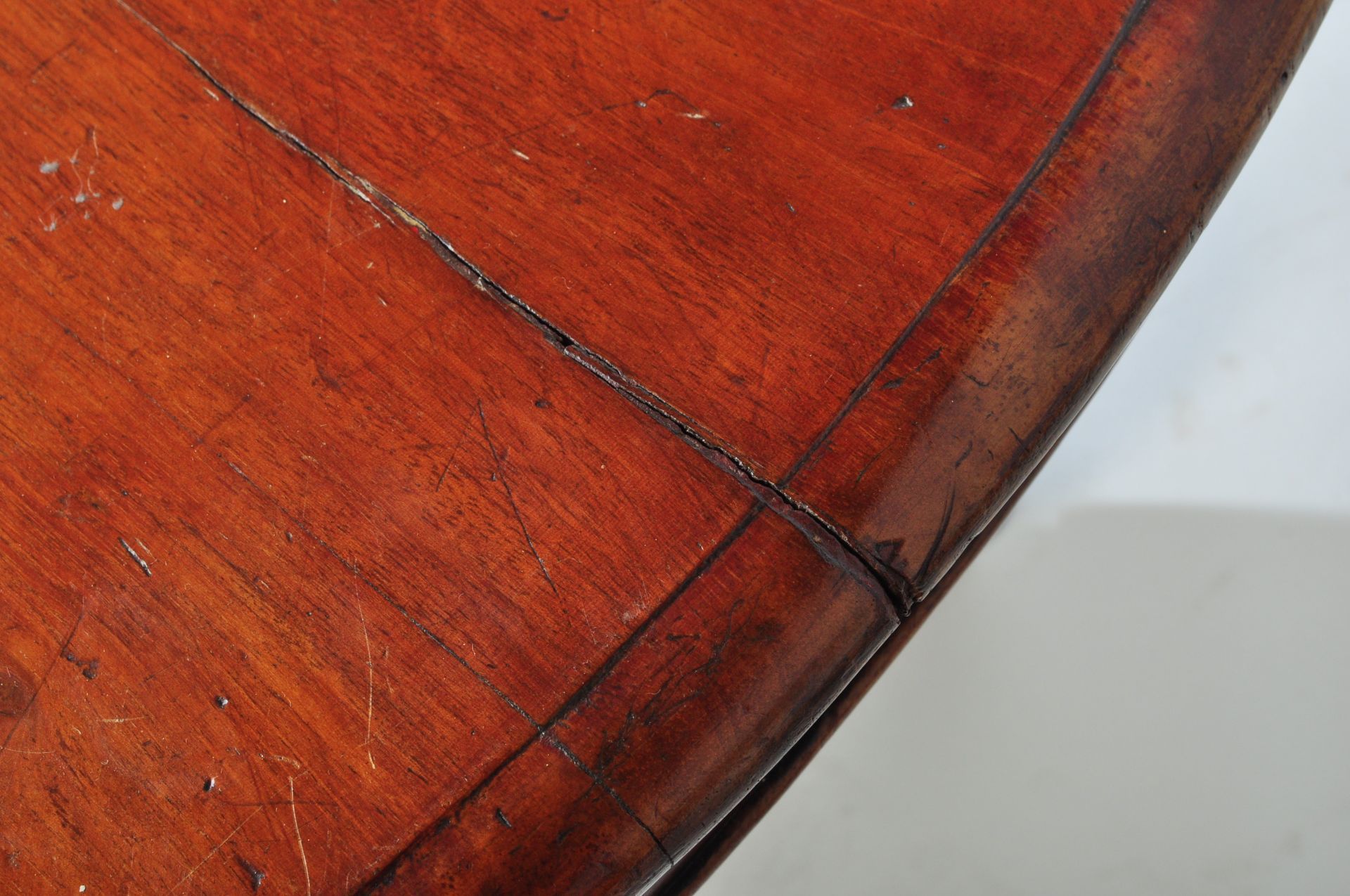 VICTORIAN 19TH CENTURY BIEDERMEIER MAHOGANY DINING TABLE - Image 4 of 5