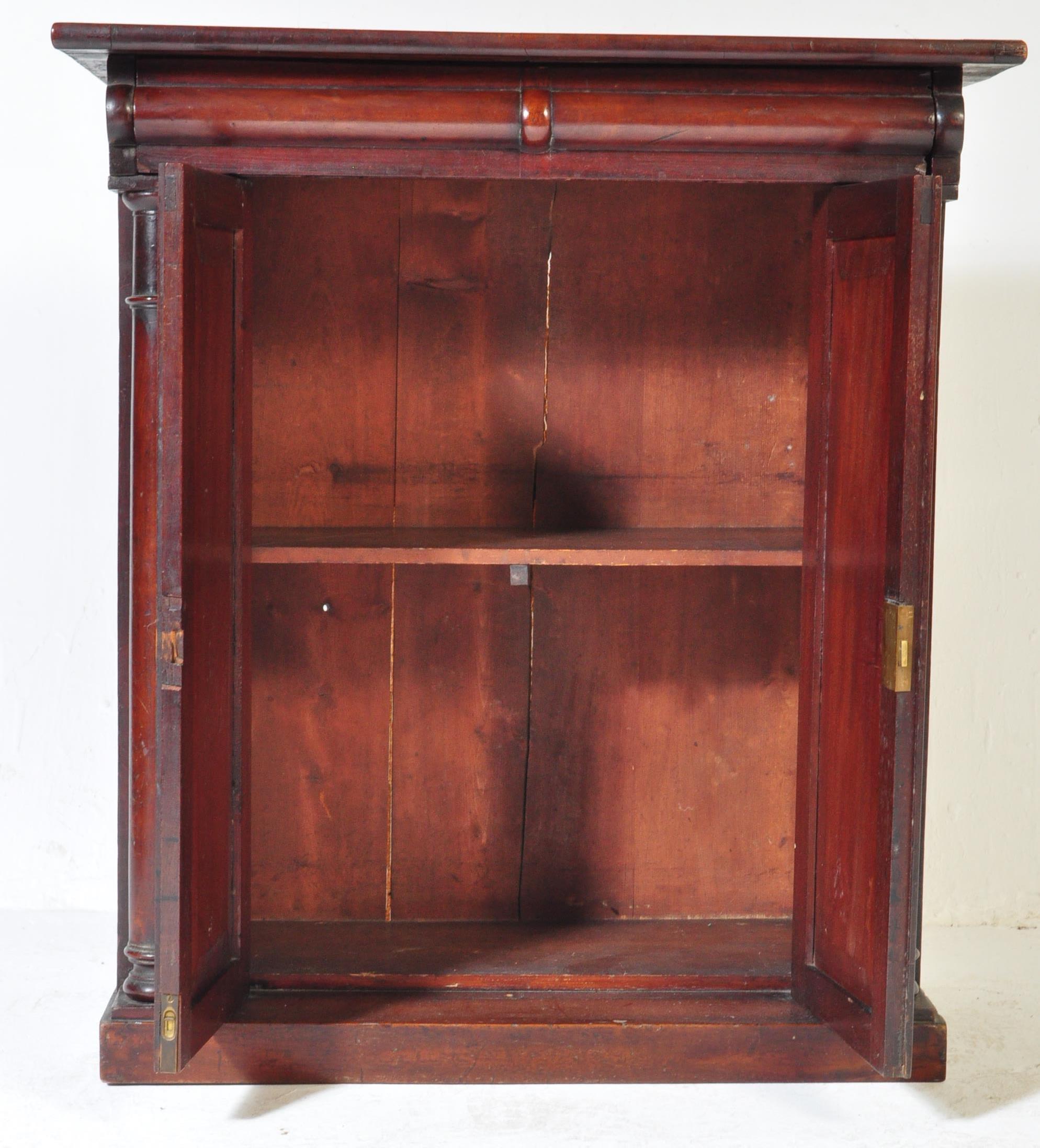 19TH CENTURY GEORGE III MAHOGANY PIER CABINET SIDEBOARD - Image 3 of 4