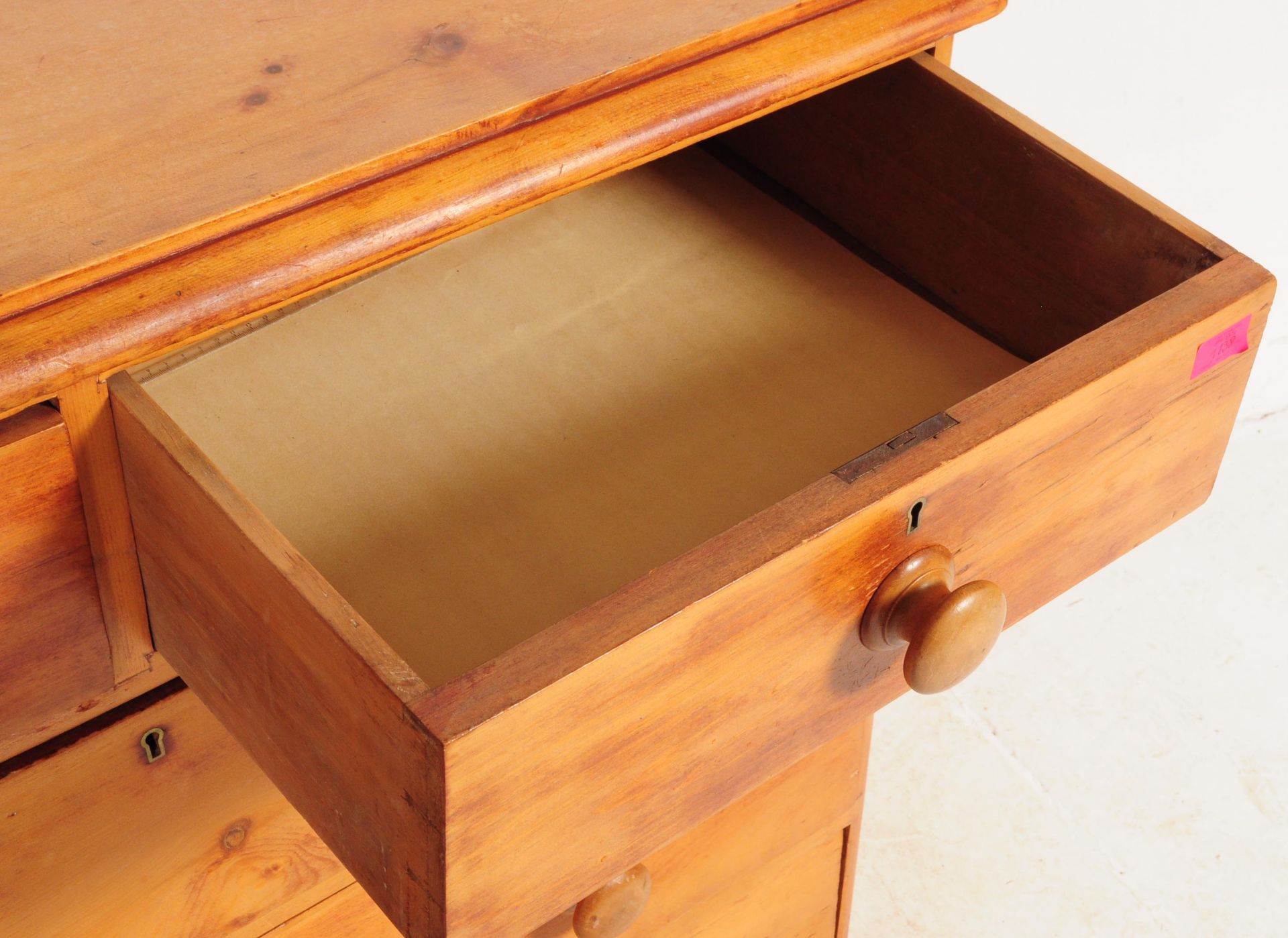 19TH CENTURY PINE CHEST OF DRAWERS - Image 3 of 6