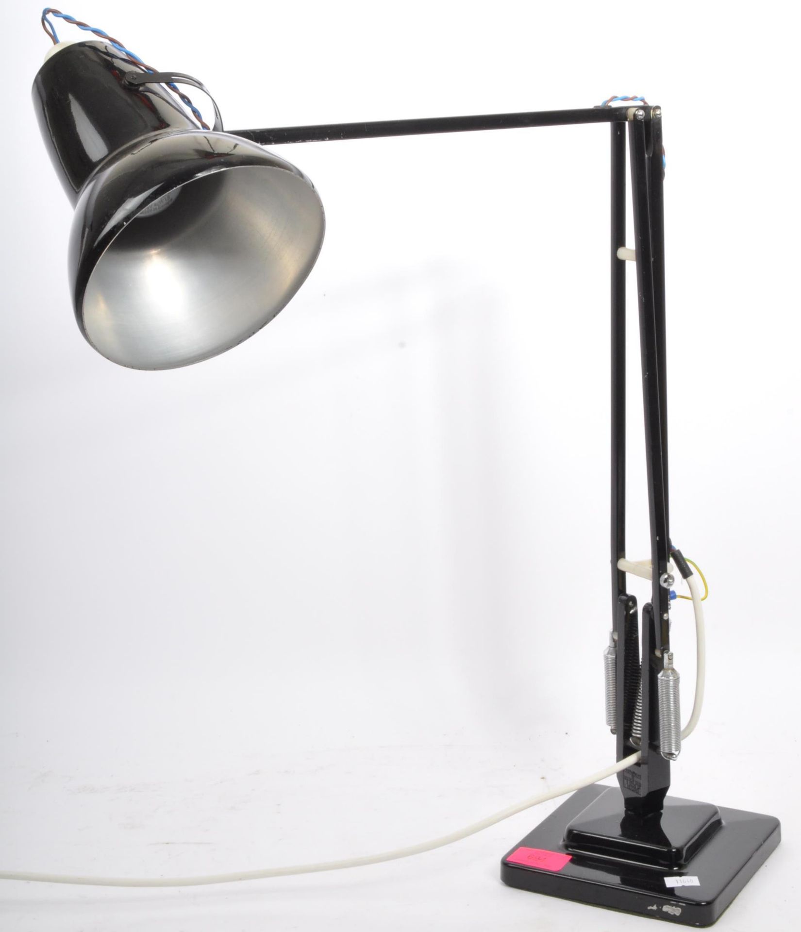 A VINTAGE MID 20TH CENTURY HERBERT TERRY ANGLEPOISE LAMP