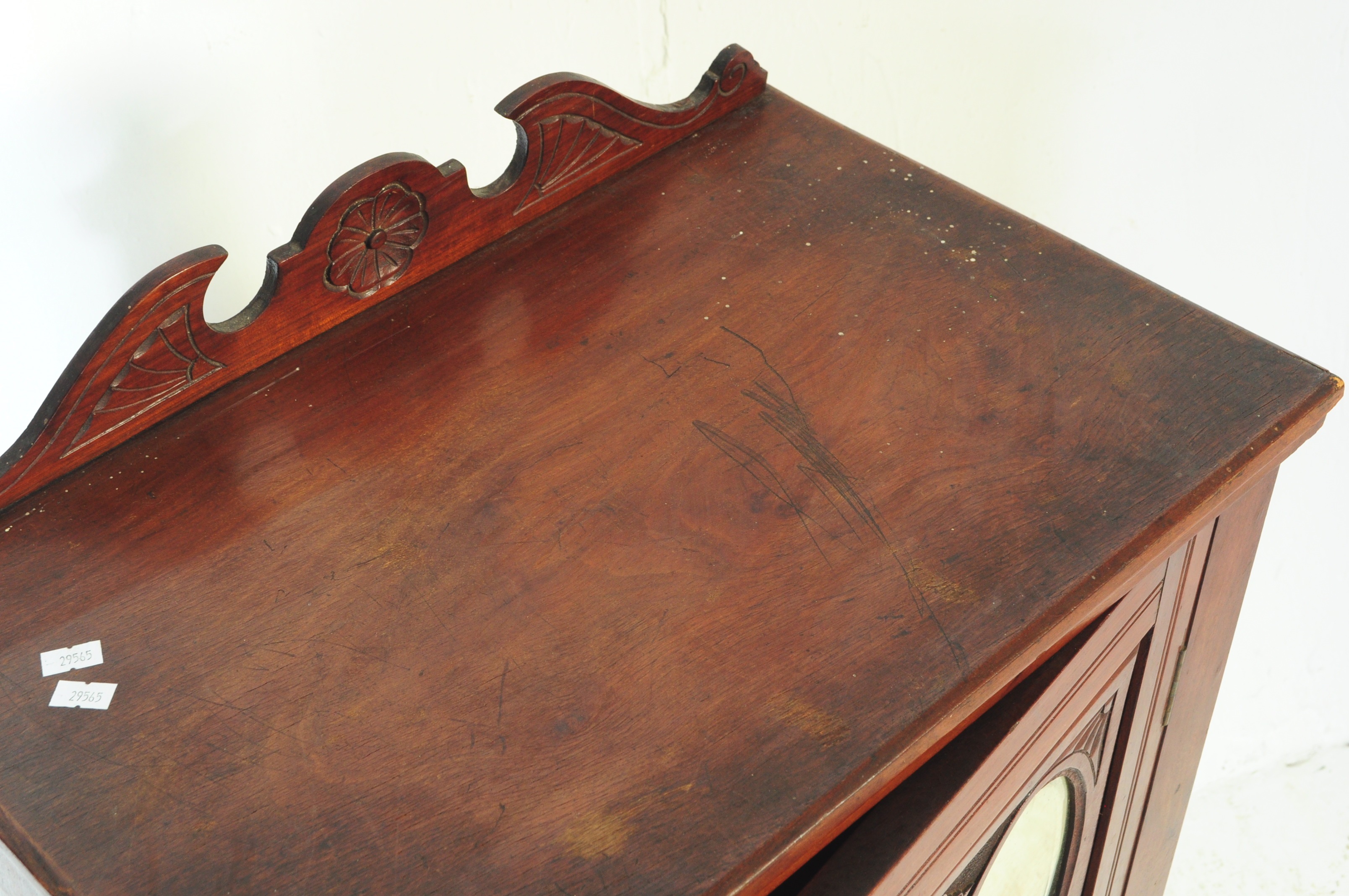 VICTORIAN 19TH CENTURY MAHOGANY MUSIC CABINET - Image 5 of 5