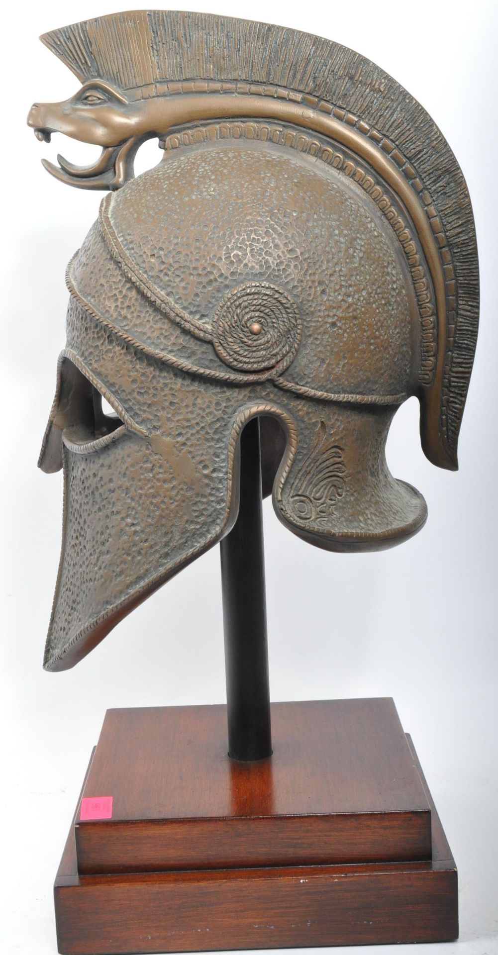 LARGE 20TH CENTURY RESIN SPARTAN REPRO HELMET - Image 2 of 6