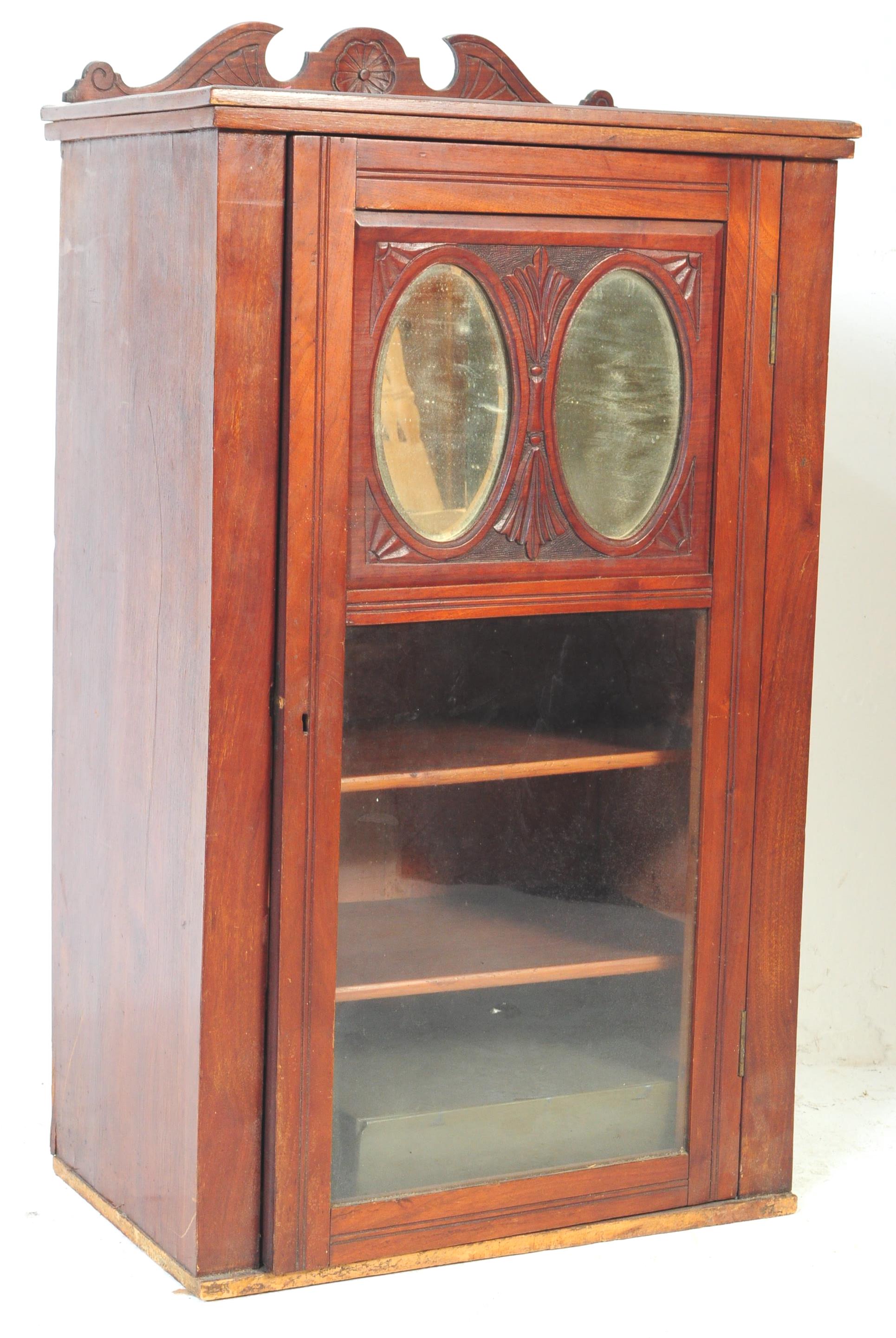 VICTORIAN 19TH CENTURY MAHOGANY MUSIC CABINET