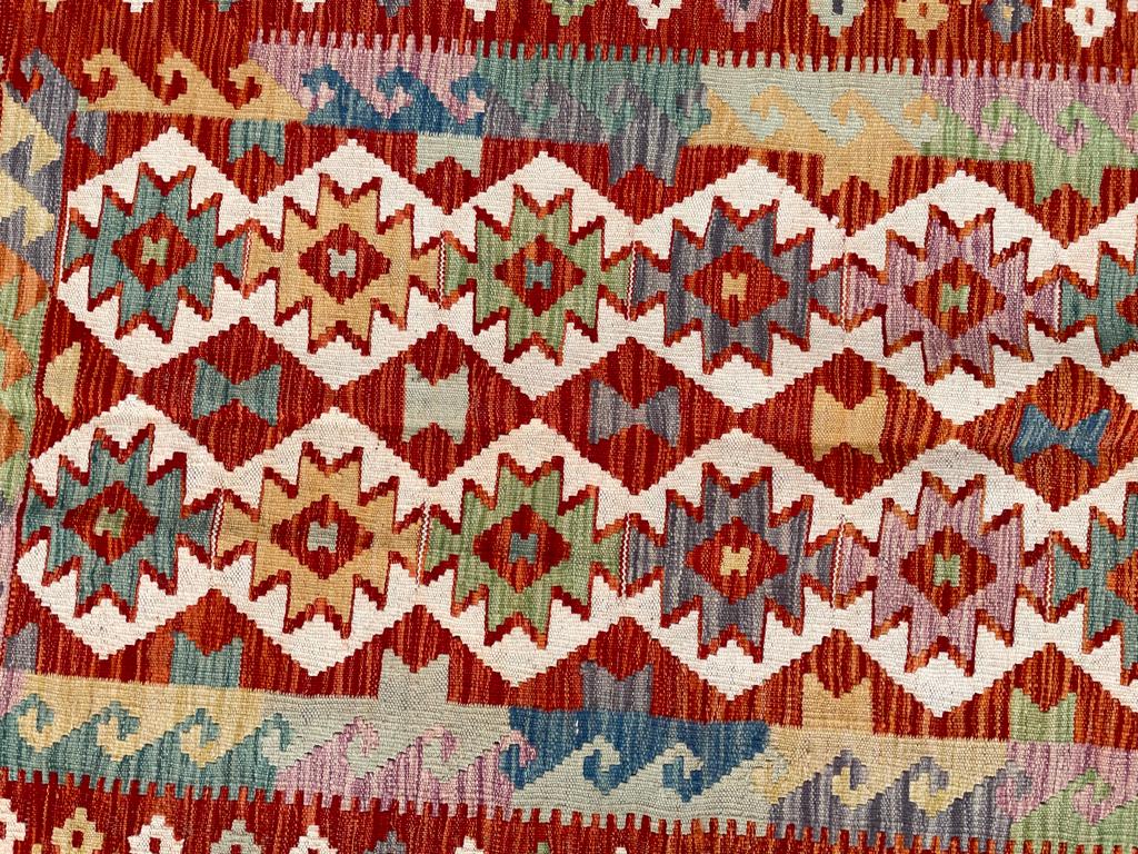 VINTAGE ANATOLIAN TURKISH KILIM FLOOR CARPET RUG - Image 2 of 3