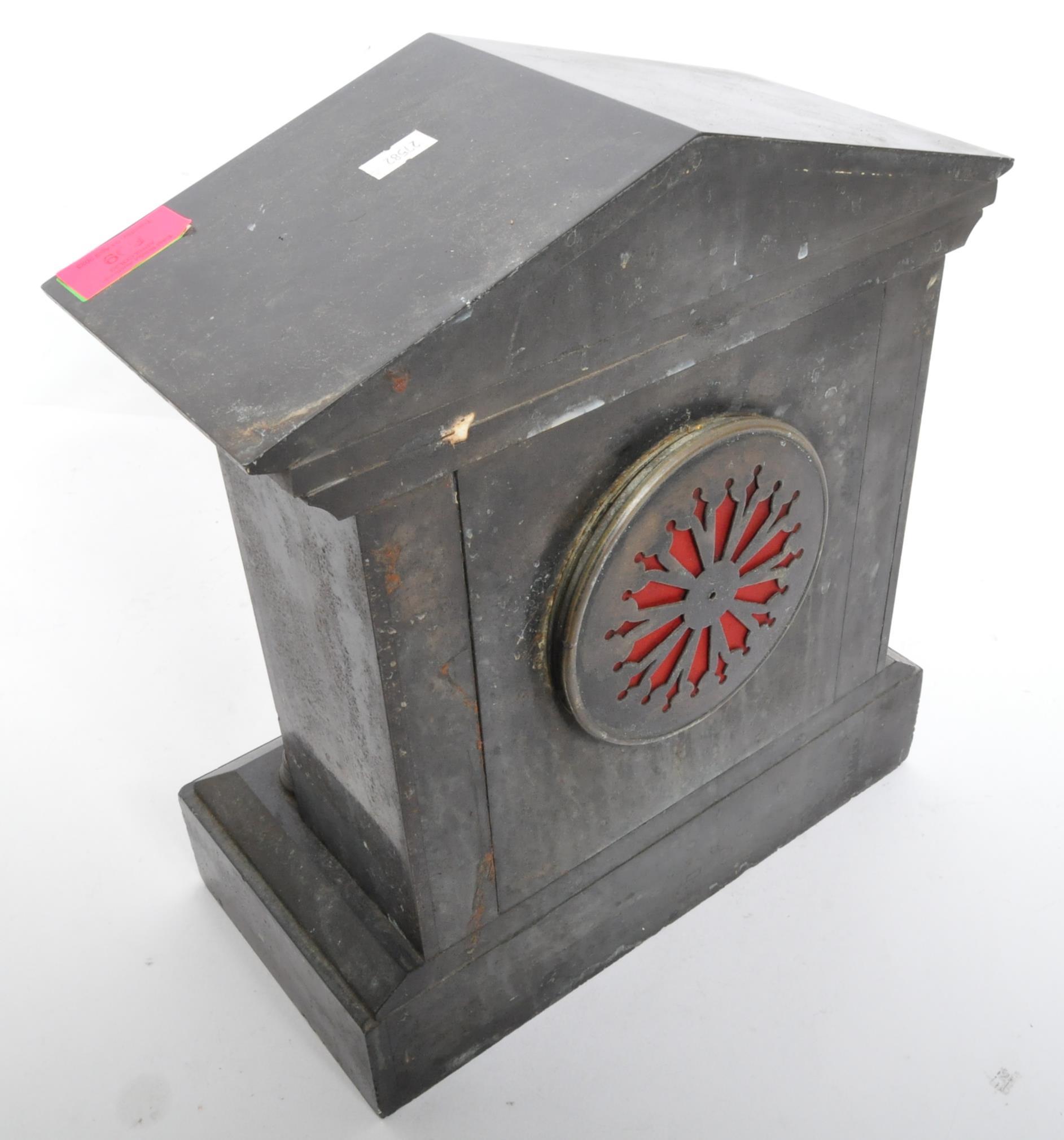 19TH CENTURY VICTORIAN SLATE EIGHT DAY MANTEL CLOCK - Image 4 of 6