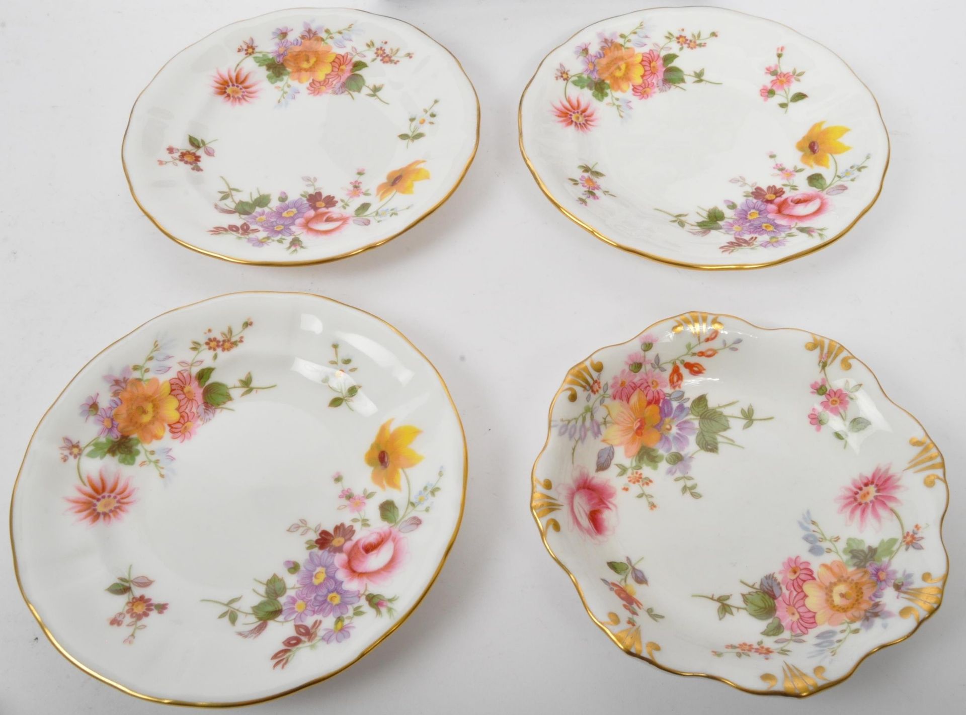 ROYAL CROWN DERBY - COLLECTION OF CHINA DISPLAY PLATES - Bild 6 aus 9