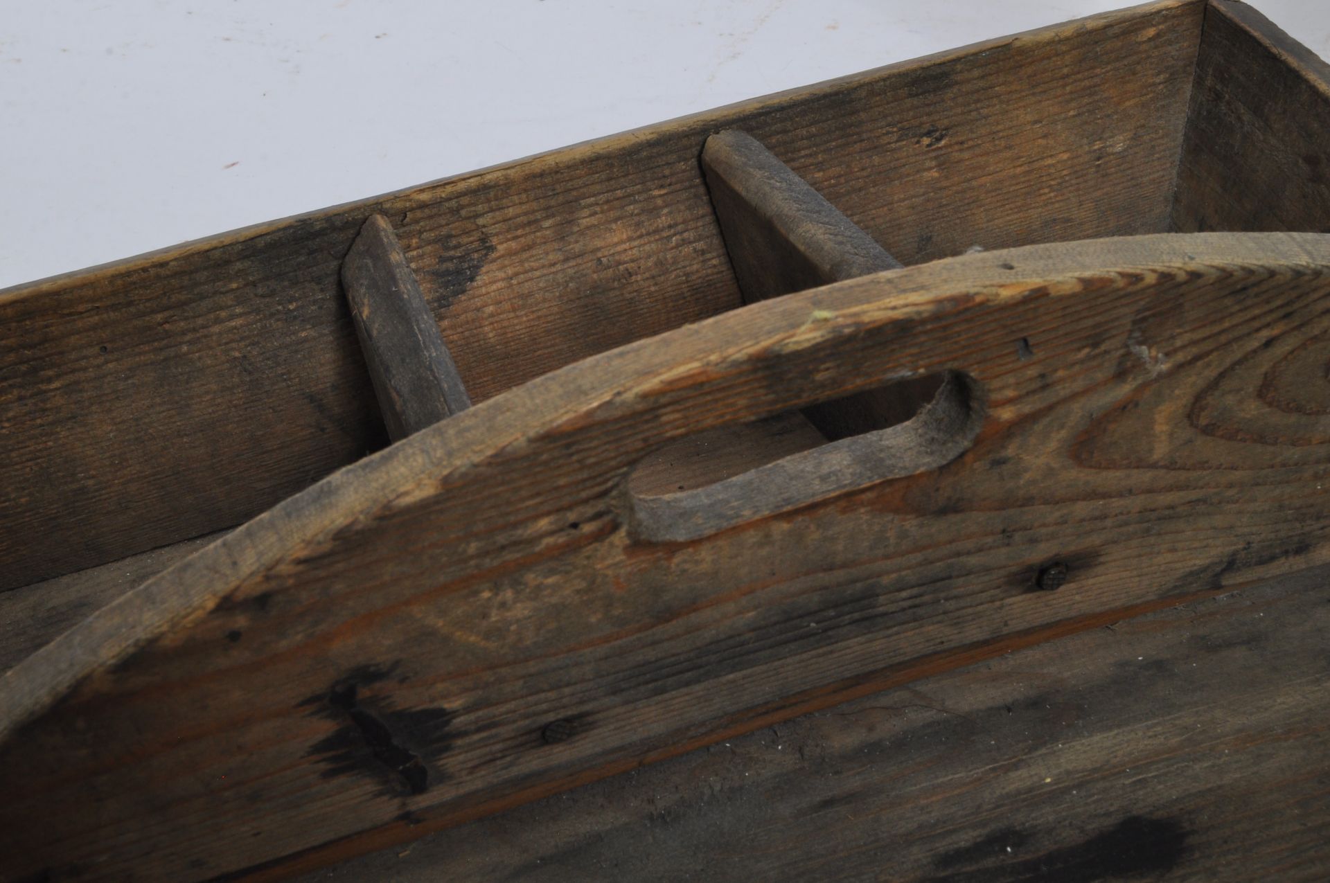 19TH CENTURY WOODEN GRAIN BUCKET TRUG - Bild 6 aus 7