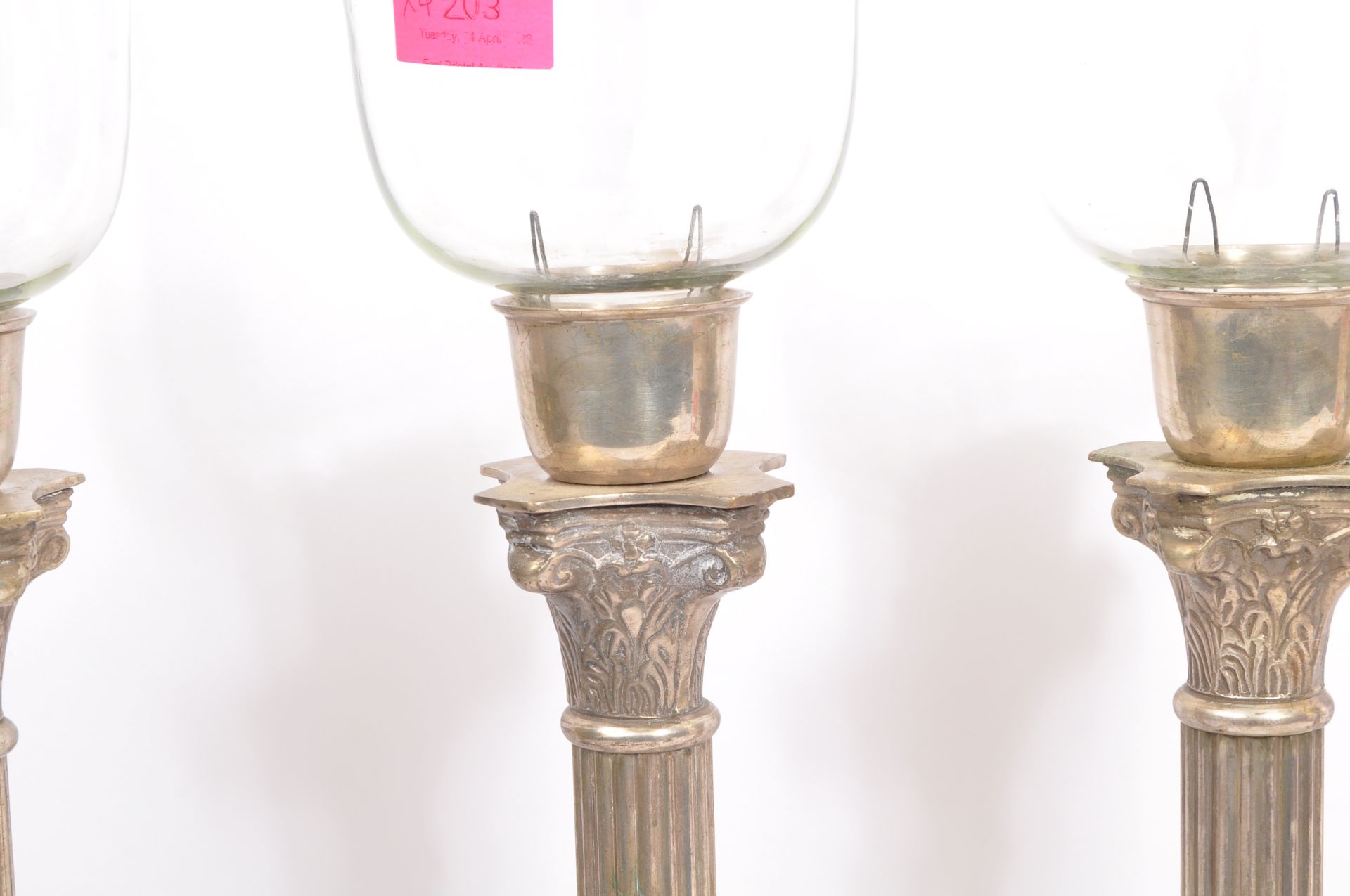 FOUR VICTORIAN COLUMN STORM LAMPS - Bild 5 aus 9