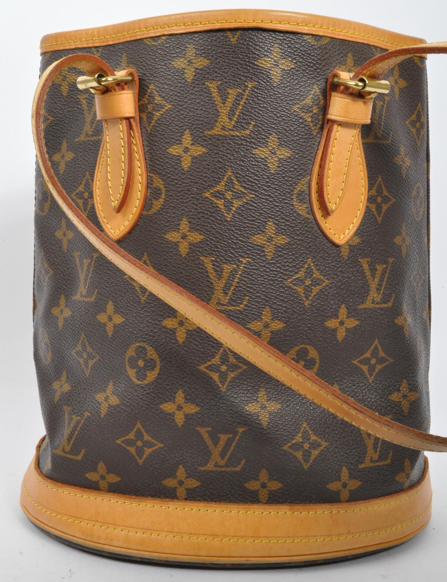 LOUIS VUITTON - DESIGNER MONOGRAM BUCKET HANDBAG - Image 2 of 5