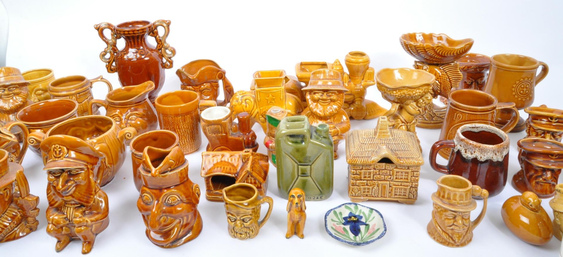 COLLECTION OF EARLY 20TH CENTURY & LATER TREACLE GLAZE POTTERY
