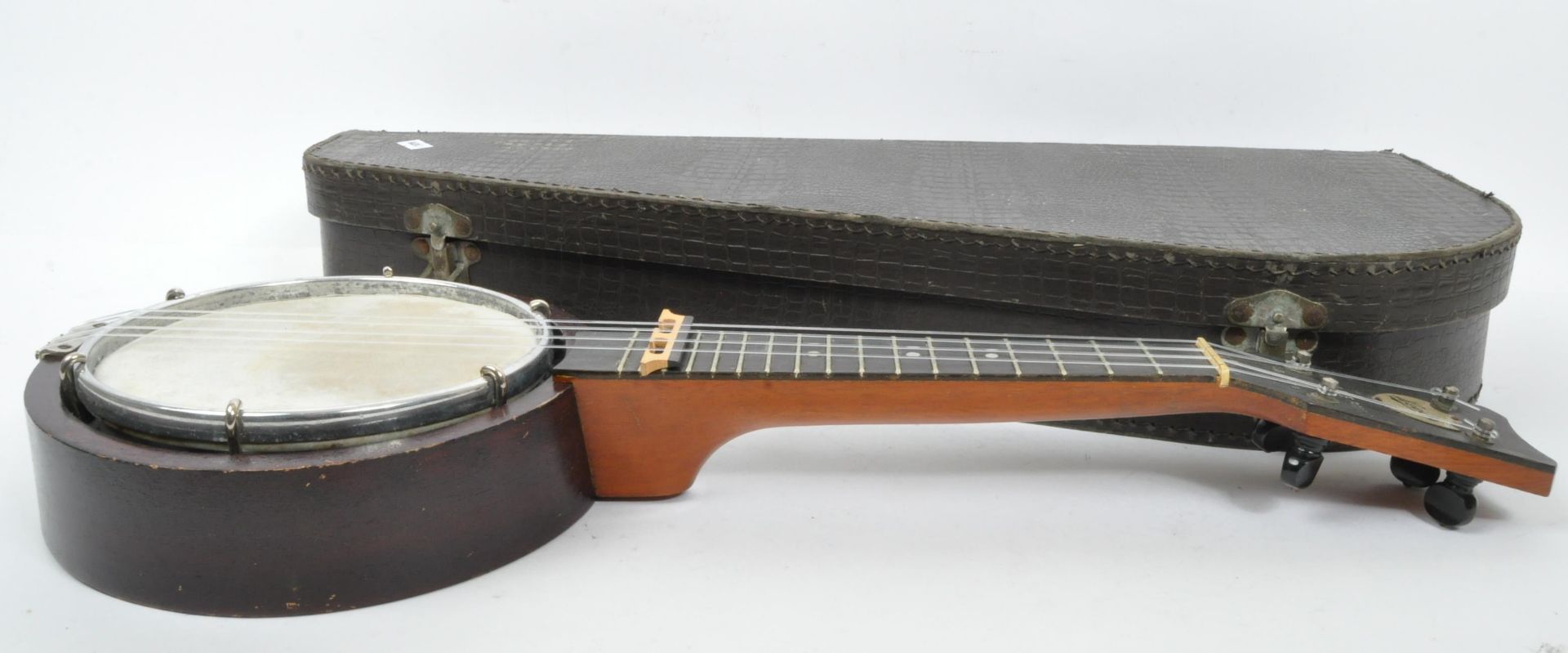 VINTAGE 20TH CENTURY KEECH BANJULELE INSTRUMENT