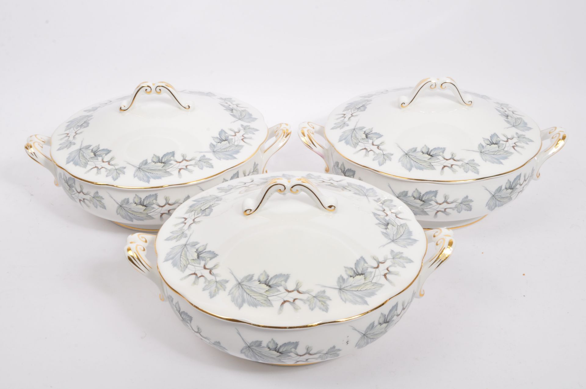 ROYAL ALBERT - SILVER MAPLE - BONE CHINA DINNER SERVICE - Image 4 of 6