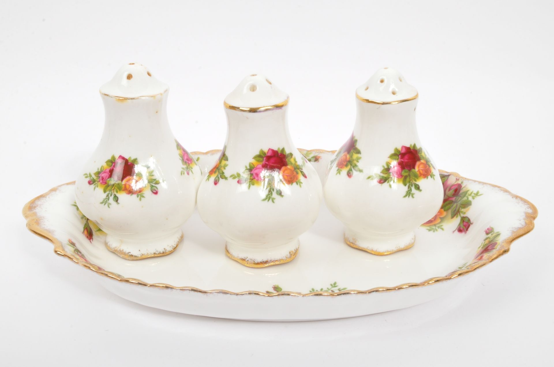 ROYAL ALBERT - OLD COUNTRY ROSES - BONE CHINA TEA SERVICE - Image 7 of 7