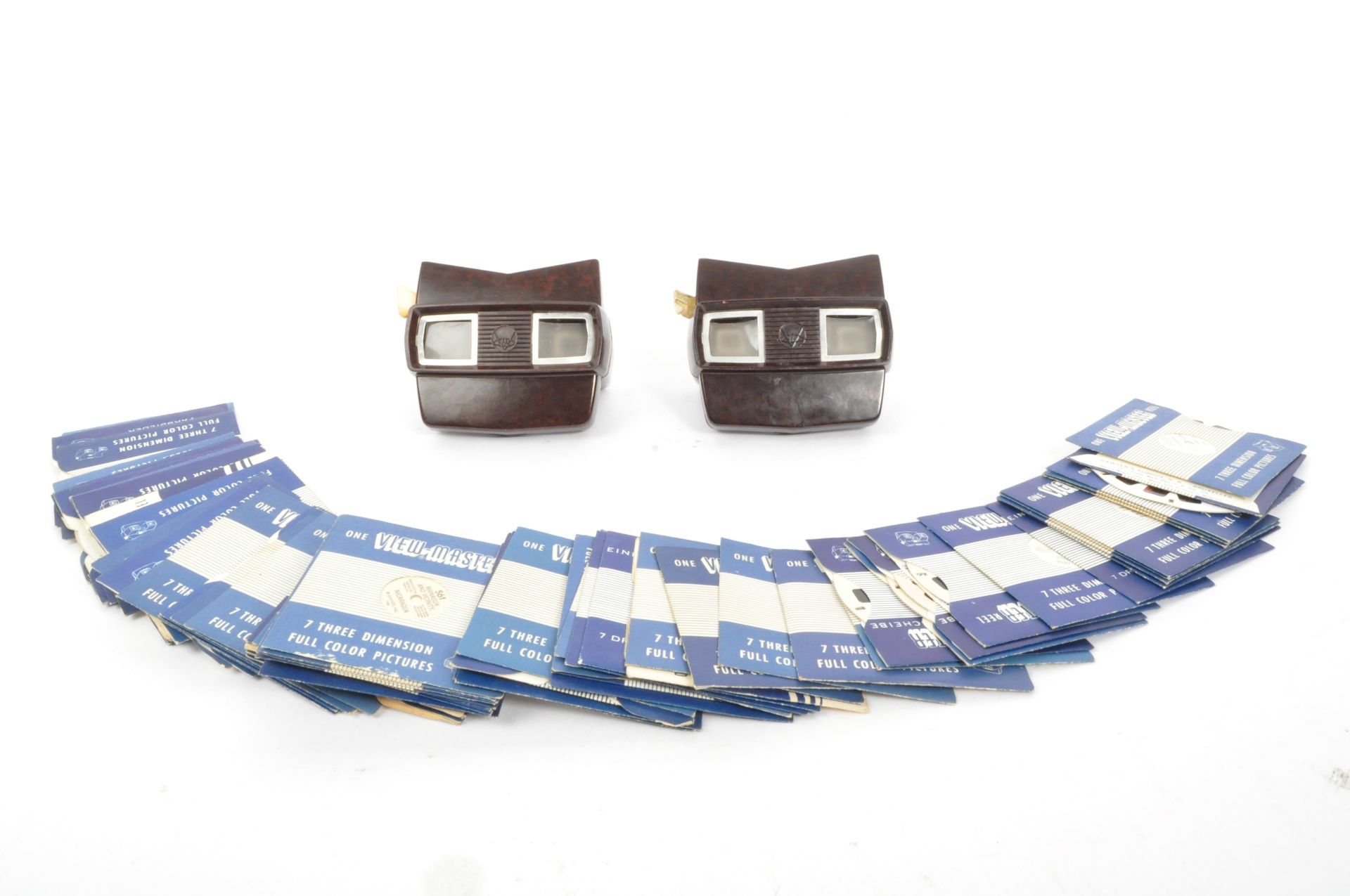 PAIR OF VINTAGE MID 20TH CENTURY VIEW MASTERS WITH SLIDES