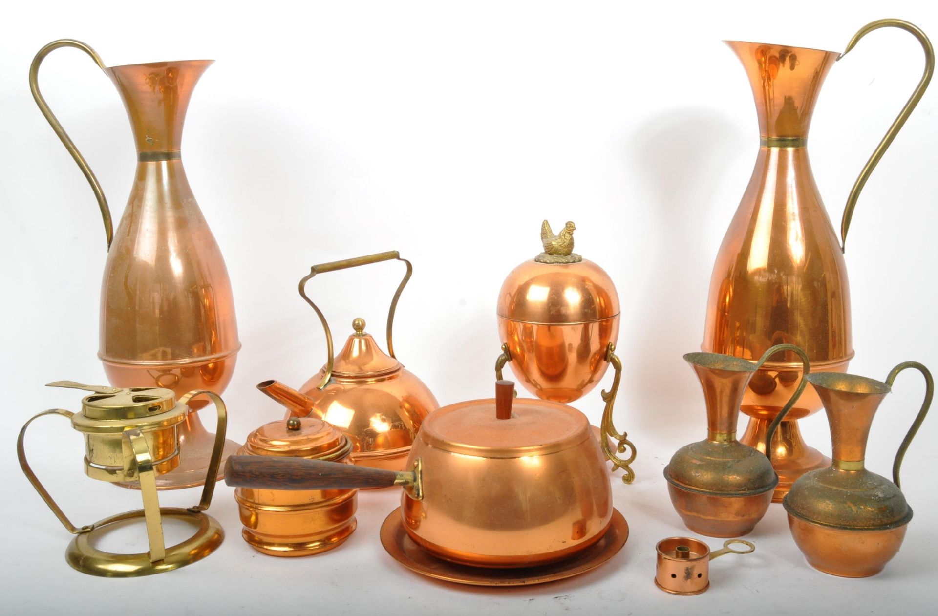 SELECTION OF 20TH CENTURY BRASS COPPER WARES