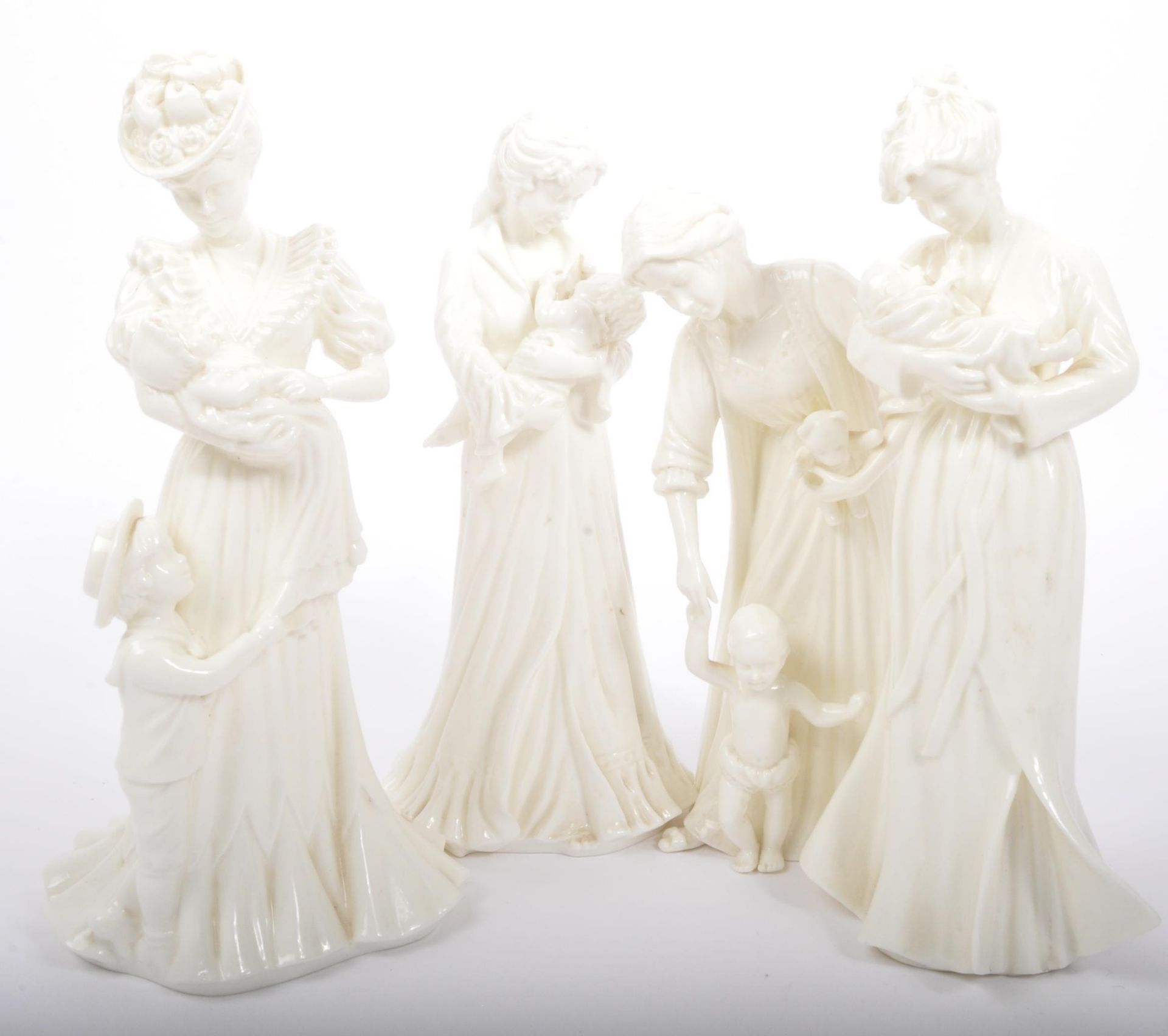 COLLECTION OF ROYAL WORCESTER - CHERISHED MOMENTS - FIGURES - Bild 5 aus 8