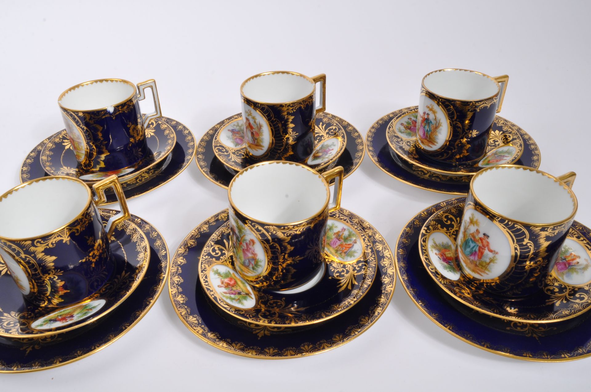 19TH CENTURY PORCELAIN ROYAL VIENNA AUSTRIAN TEA SERVICE - Image 7 of 9