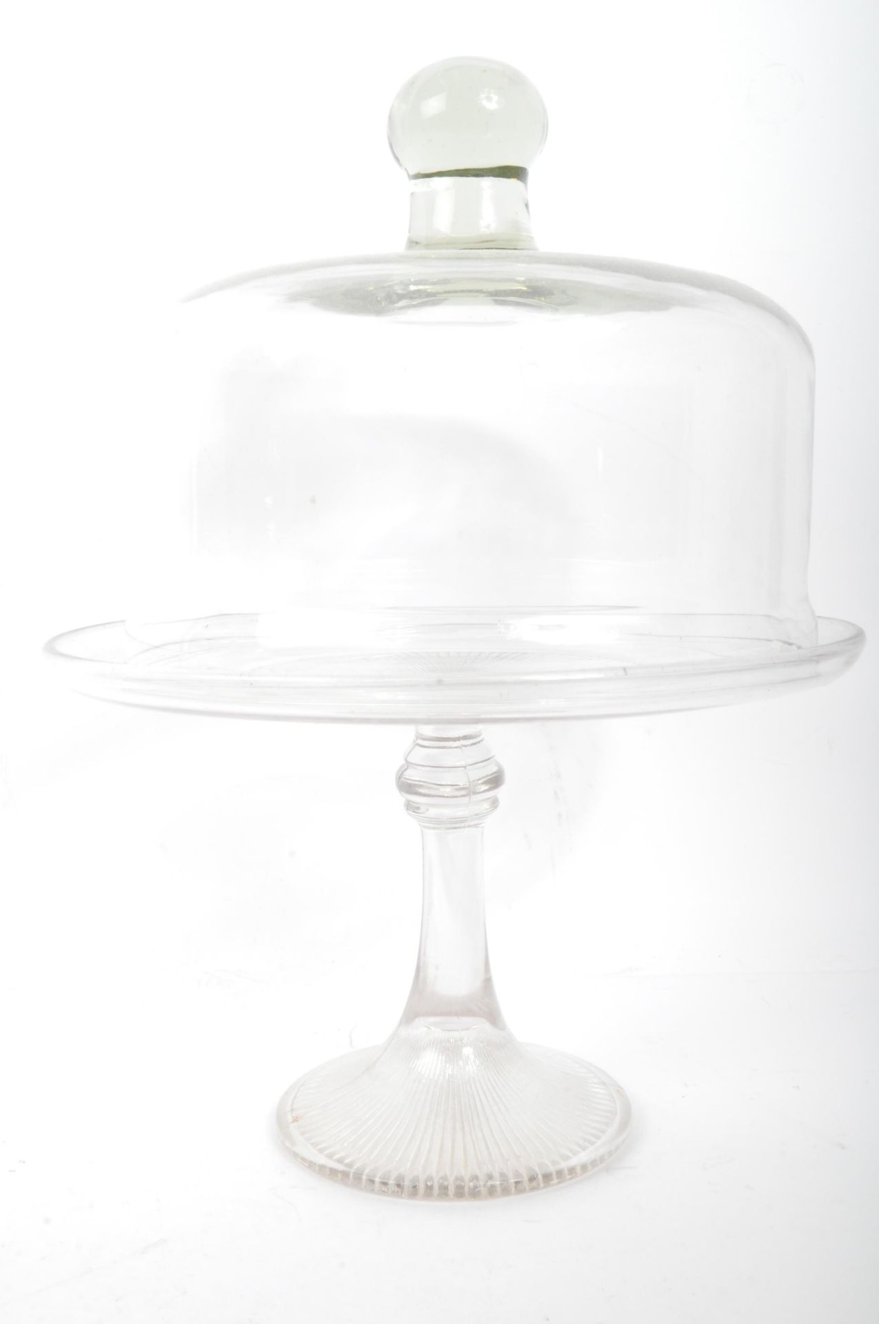 TWO EARLY 20TH CENTURY GLASS CLOCHES & CAKE STAND - Bild 2 aus 5