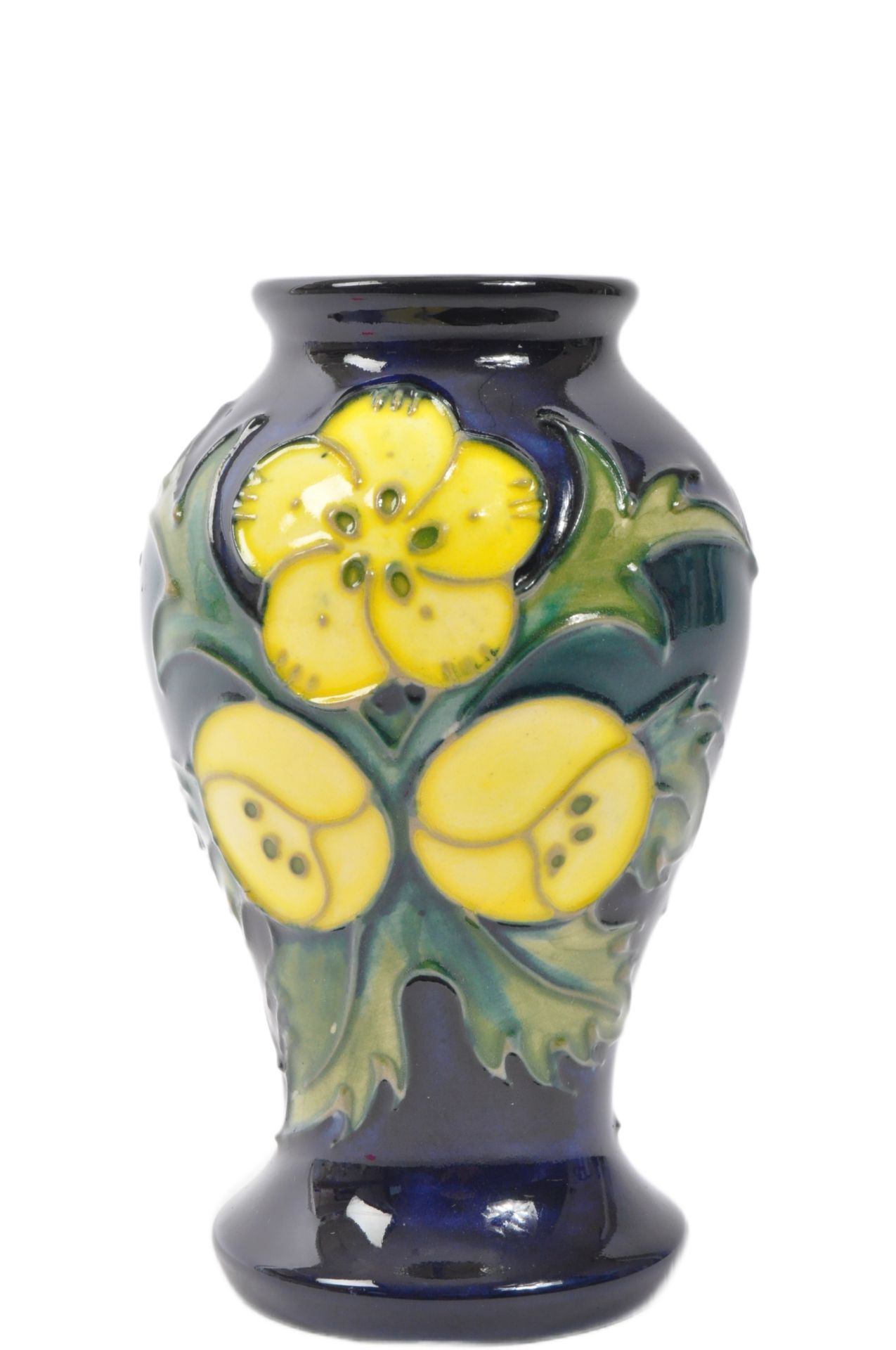 MID 20TH CENTURY MOORCROFT POTTERY BUTTERCUP VASE