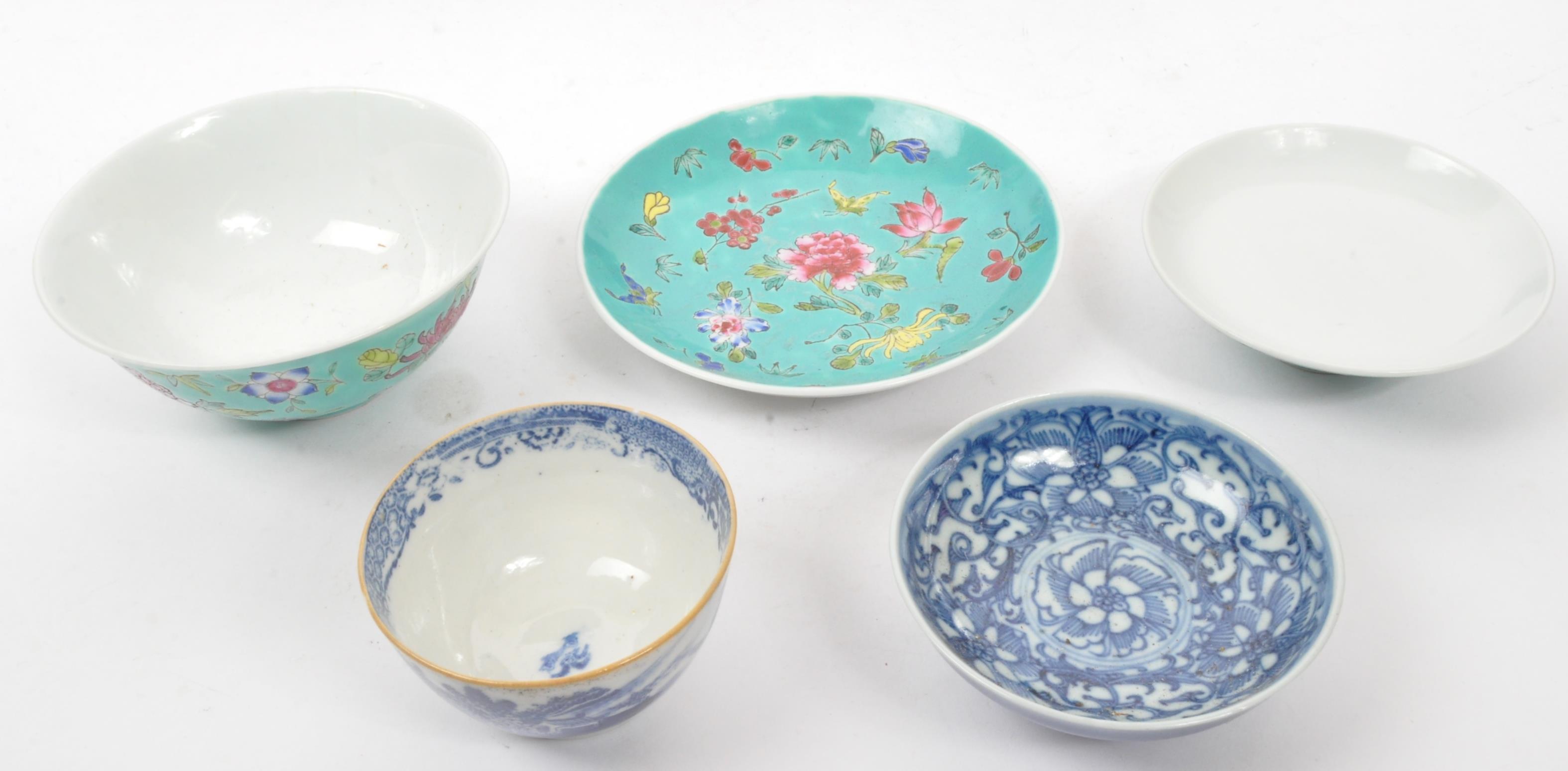 LARGE COLLECTION OF CHINESE PORCELAIN & CERAMIC ITEMS - Image 3 of 7