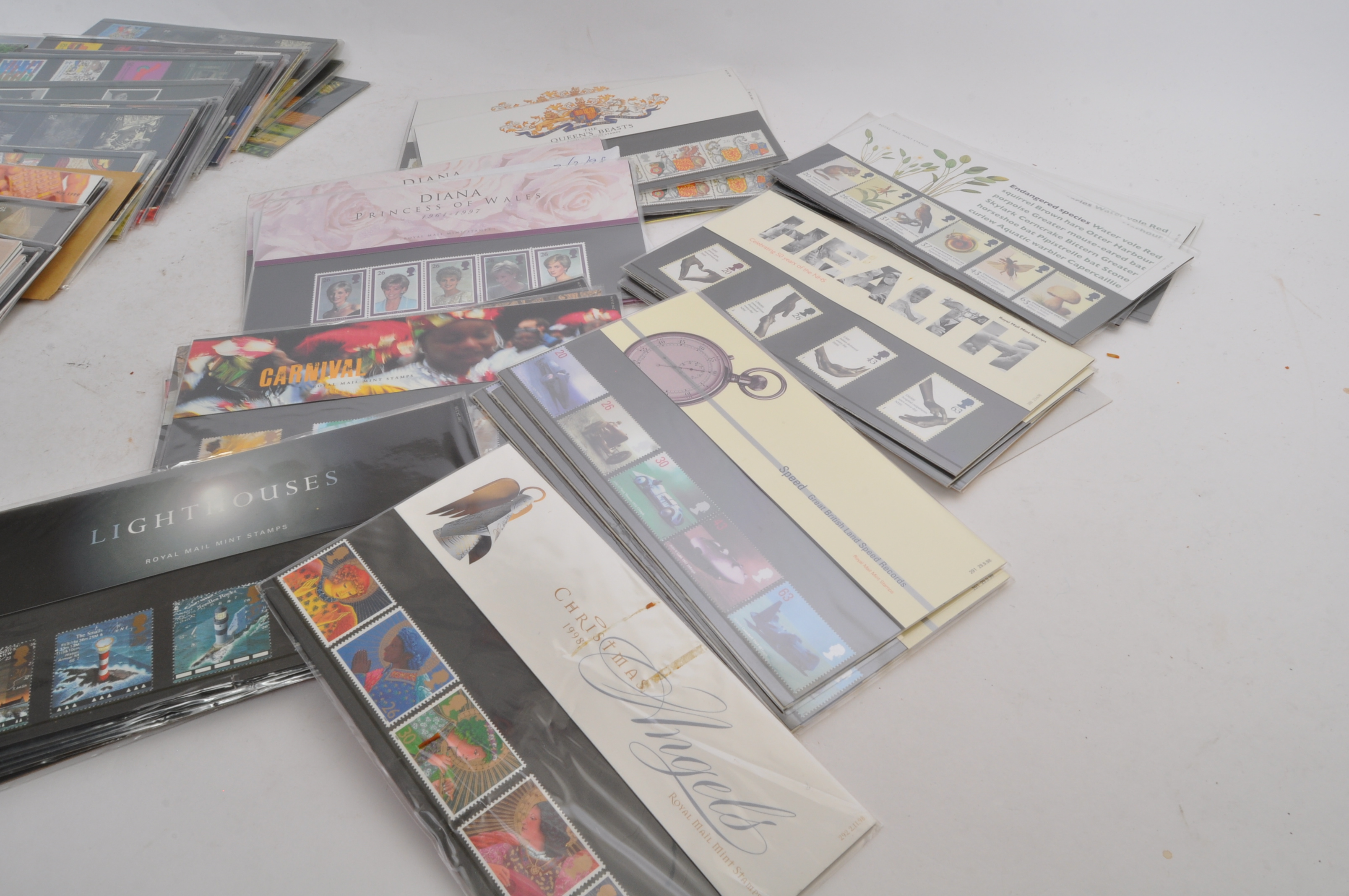 LARGE COLLECTION OF CONTEMPORARY UK MINT PRESENTATION PACKS - Image 4 of 11