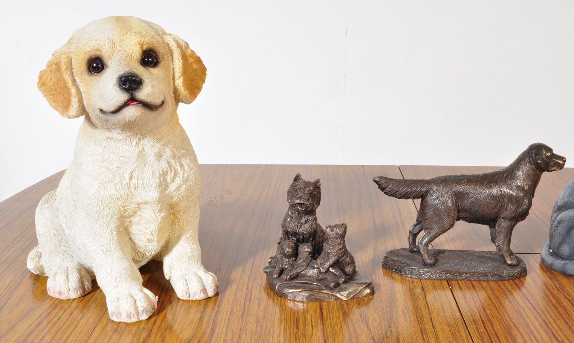 COLLECTION OF SEVEN NOS BOXED DOG FIGURINES - Image 3 of 7