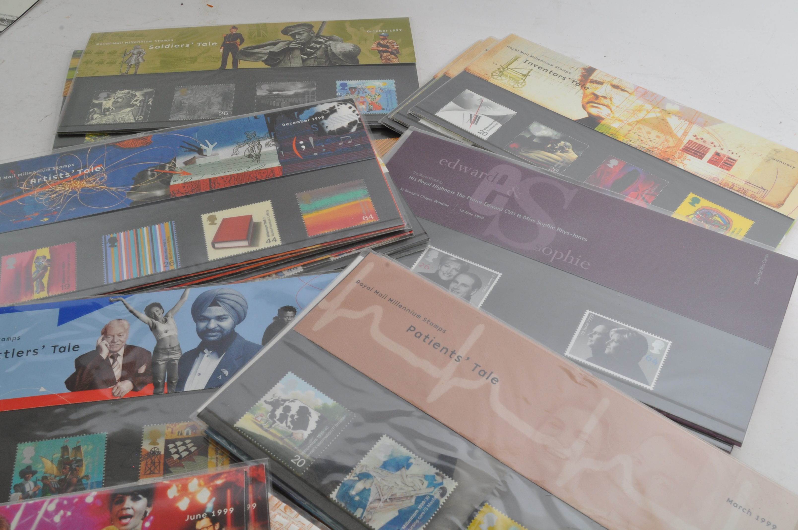 LARGE COLLECTION OF CONTEMPORARY UK MINT PRESENTATION PACKS - Image 7 of 11
