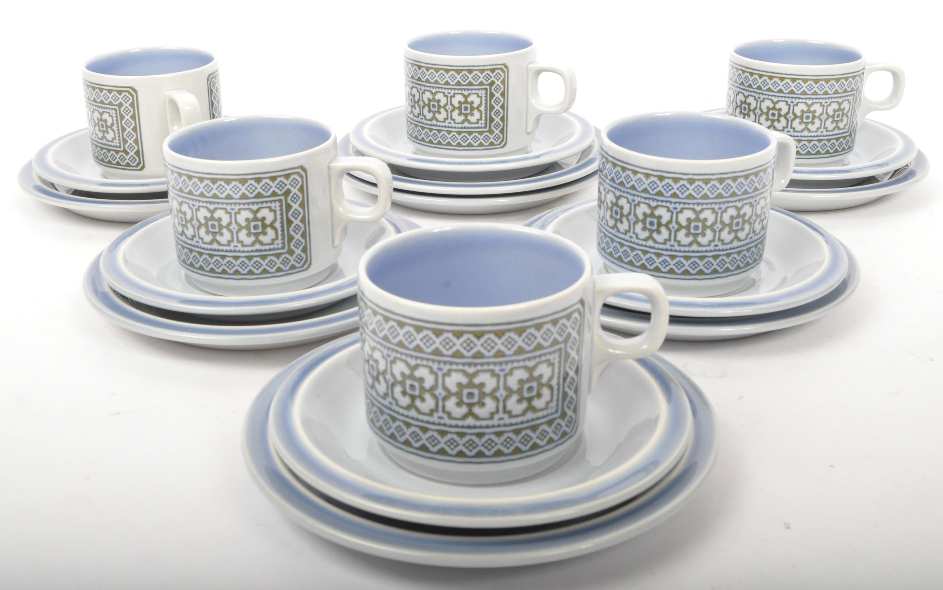 RETRO 1960S HORNSEA TAPESTRY TEA & DINNER SERVICE - Image 7 of 7