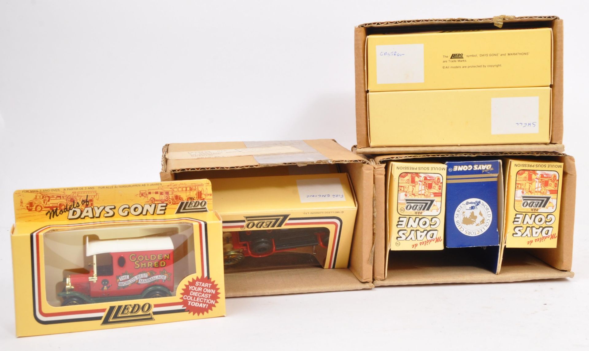 COLLECTION OF VINTAGE LLEDO DIE CAST TOY CARS - Image 5 of 5