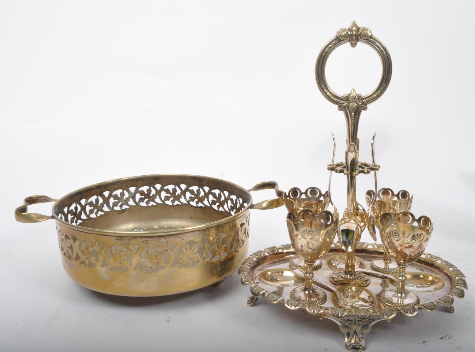 COLLECTION VICTORIAN & LATER SILVER PLATED ITEMS - Image 5 of 6