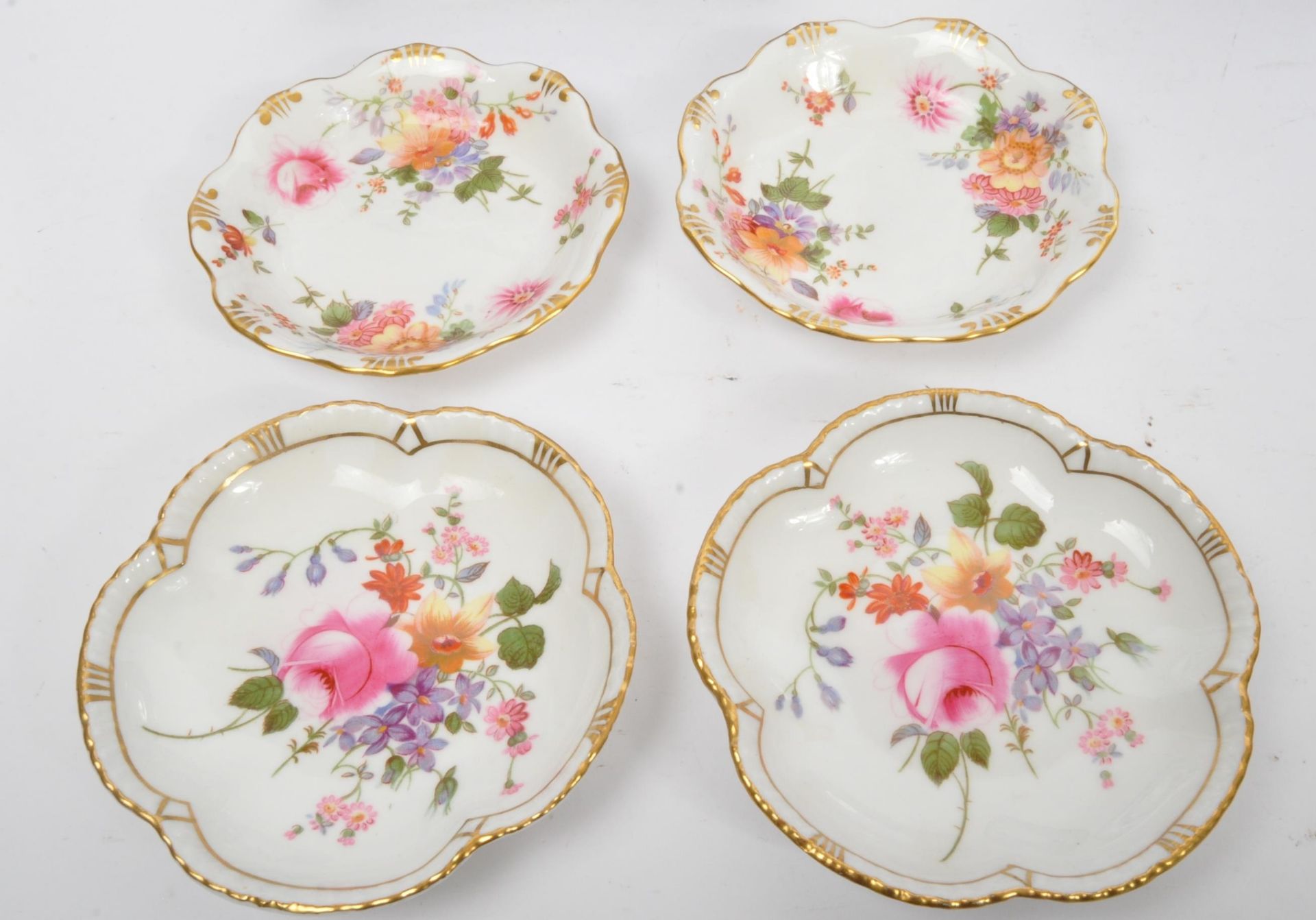 ROYAL CROWN DERBY - COLLECTION OF CHINA DISPLAY PLATES - Bild 7 aus 9