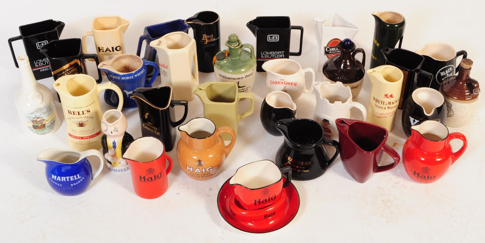 LARGE COLLECTION OF RETRO WHISKEY JUGS - Image 2 of 7
