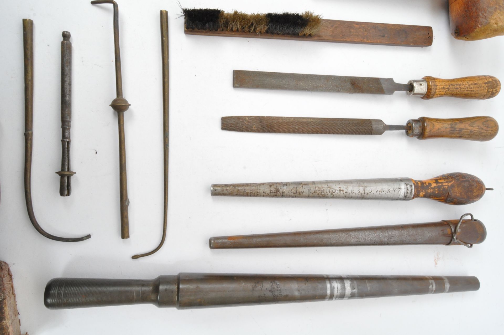 ASSORTMENT OF EARLY 20TH CENTURY CAST IRON RING TOOLS - Bild 3 aus 6