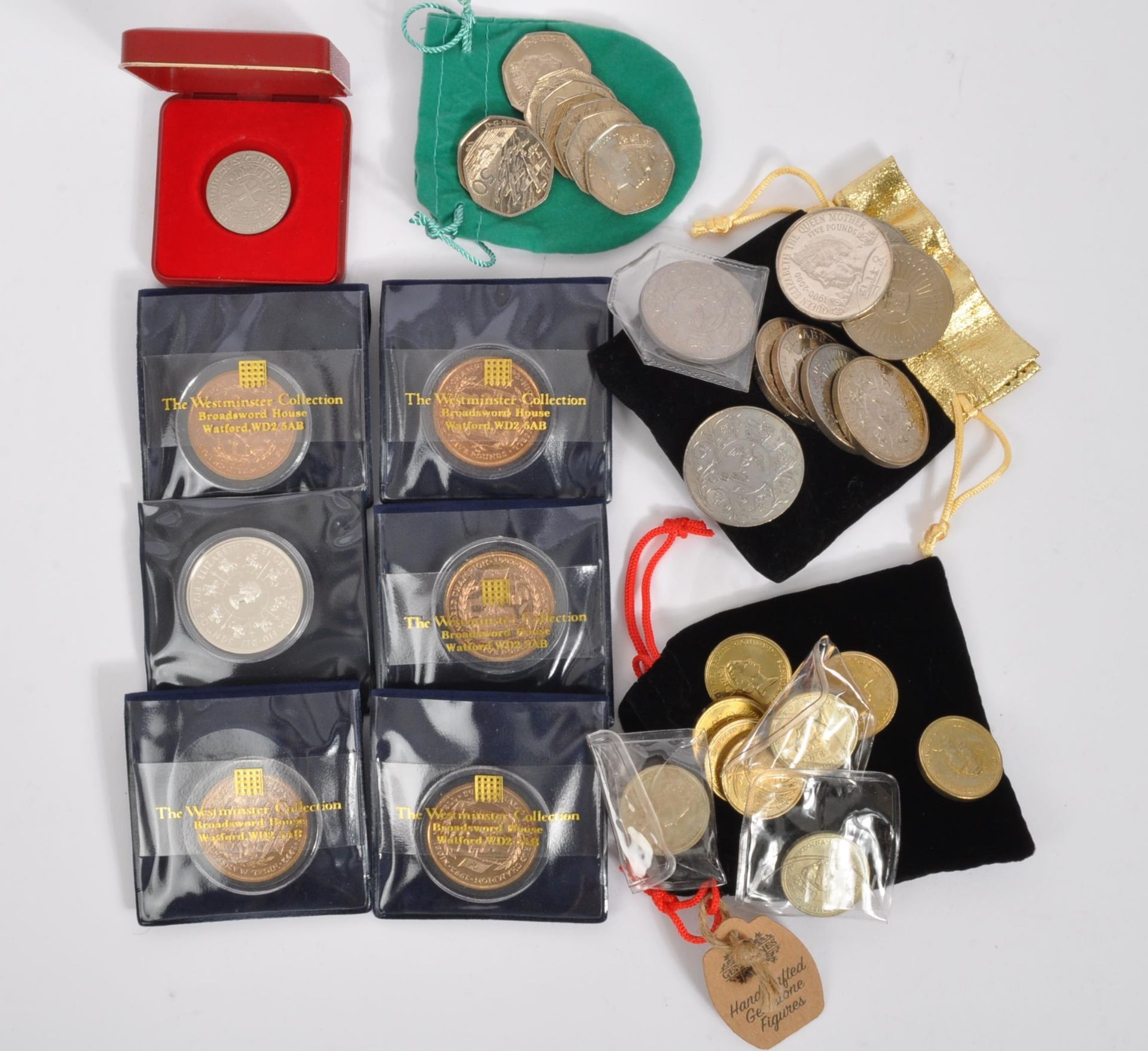 COLLECTION OF VINTAGE COMMEMORATIVE UK CURRENCY COINS