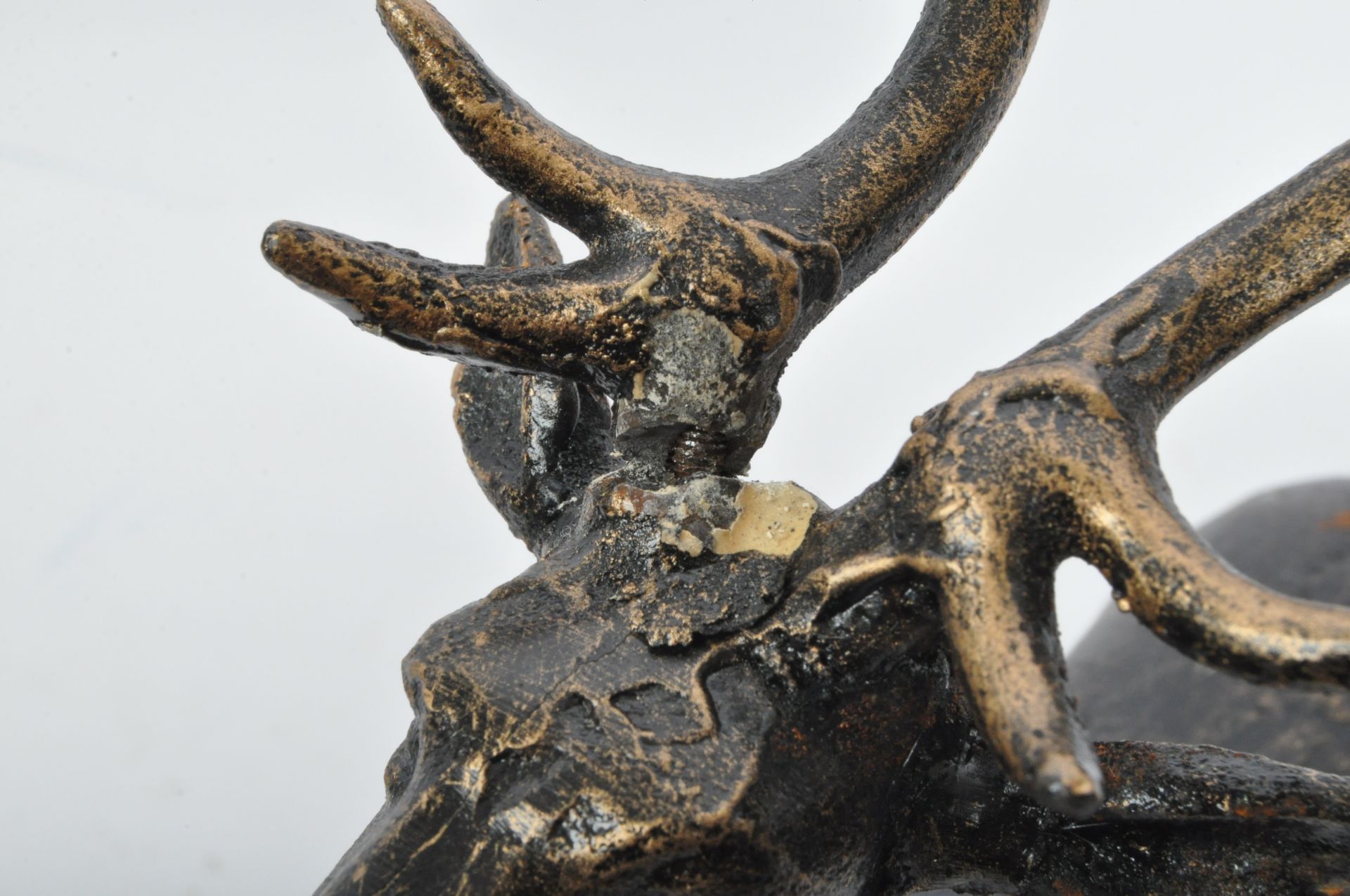 PAIR OF VINTAGE 20TH CENTURY CAST IRON REINDEER STATUES - Image 5 of 5