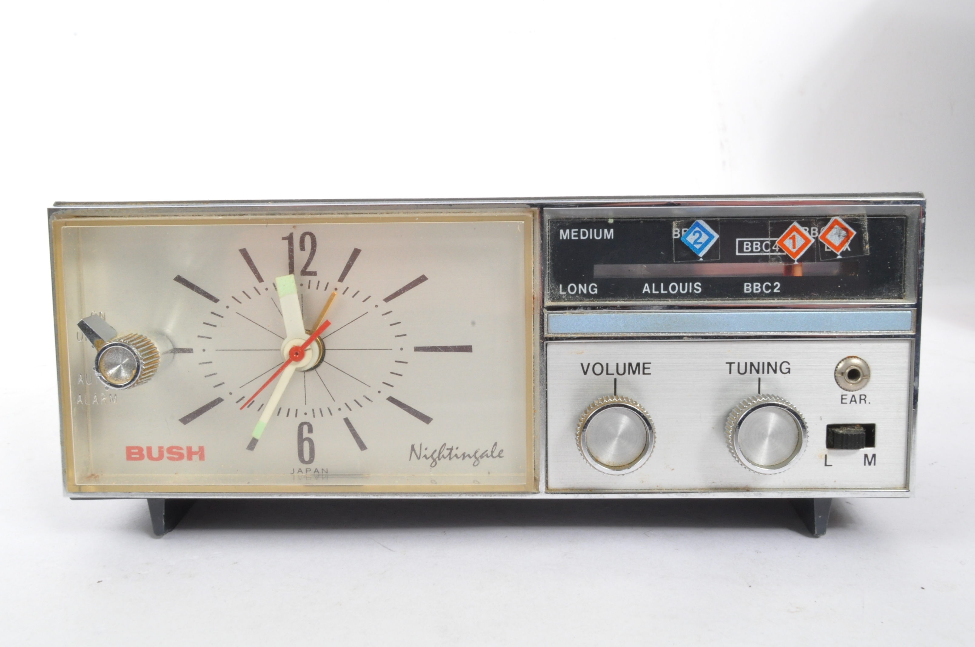 COLLECTION OF RETRO PORTABLE RADIOS & ALARM CLOCKS - Image 4 of 8