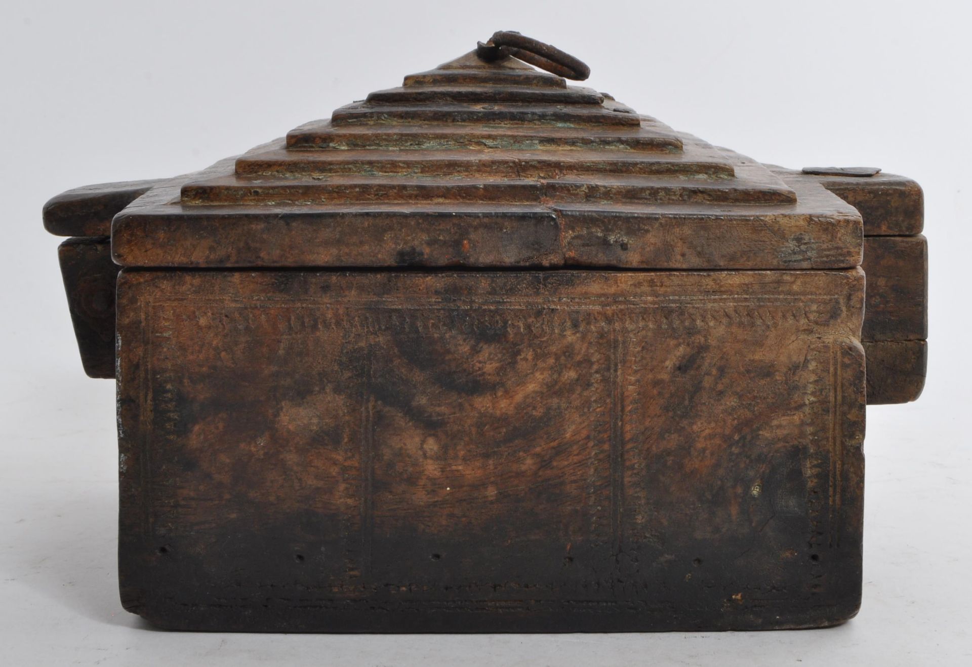 19TH CENTURY INDIAN WOODEN SPICE BOX