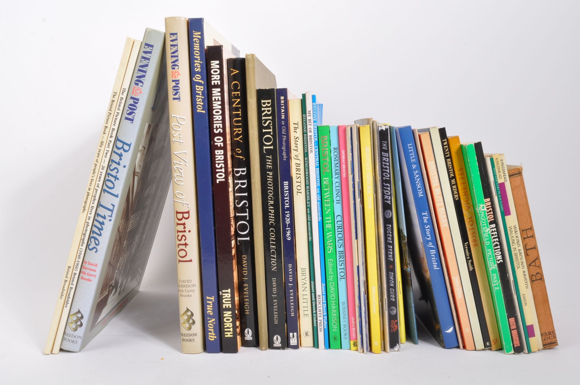 LARGE COLLECTION OF MID 20TH CENTURY BRISTOL BOOKS