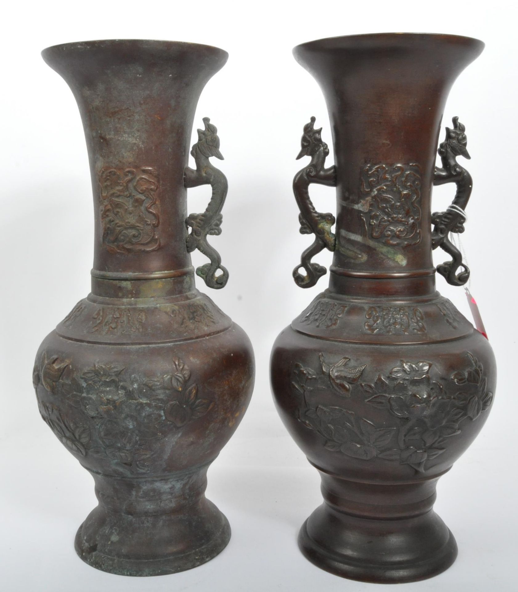 PAIR OF EARLY 20TH CENTURY JAPANESE BRONZE VASES