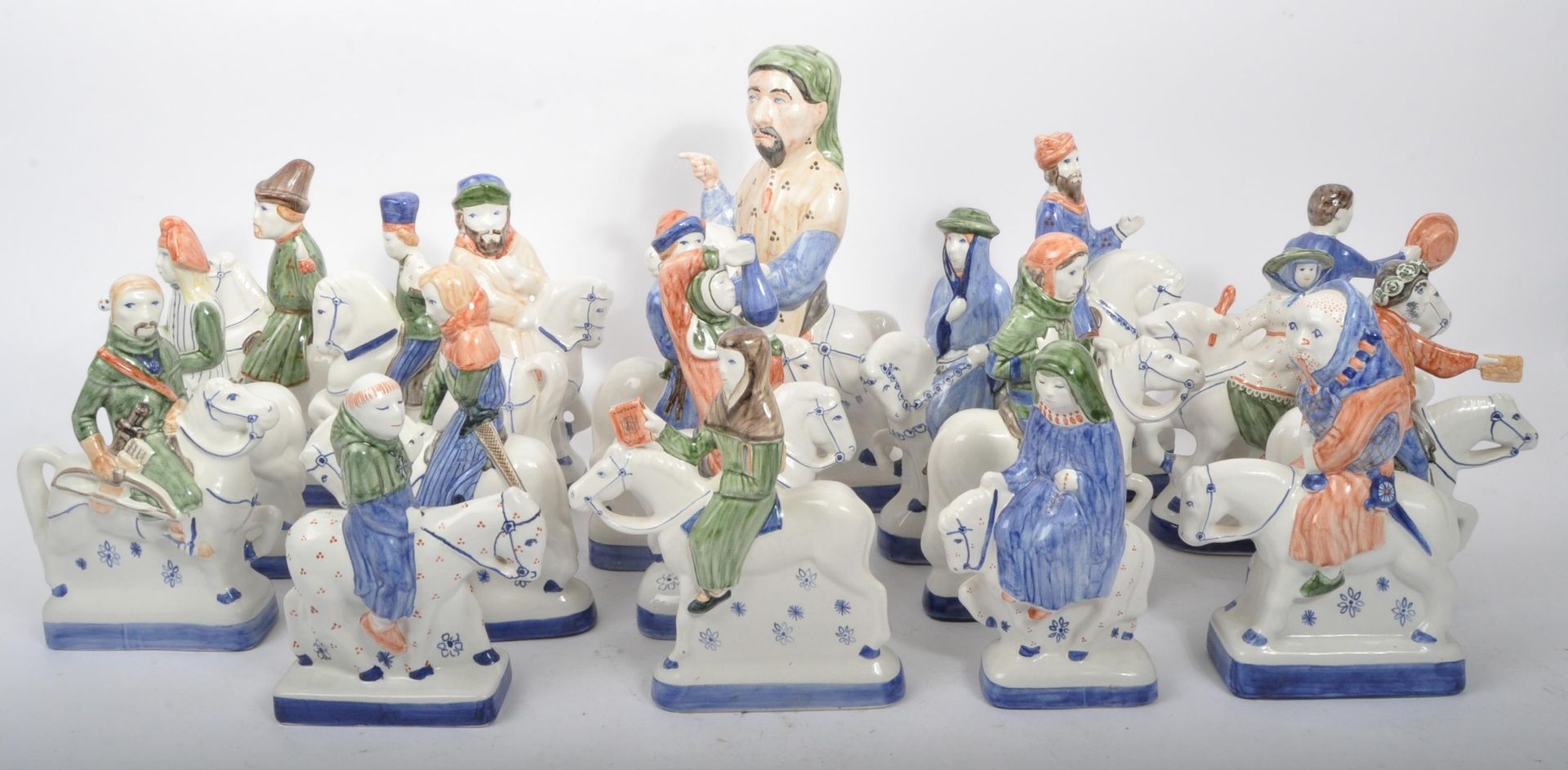 SEVENTEEN 1970S RYE POTTERY 'CANTERBURY TALES' CERAMIC FIGURES