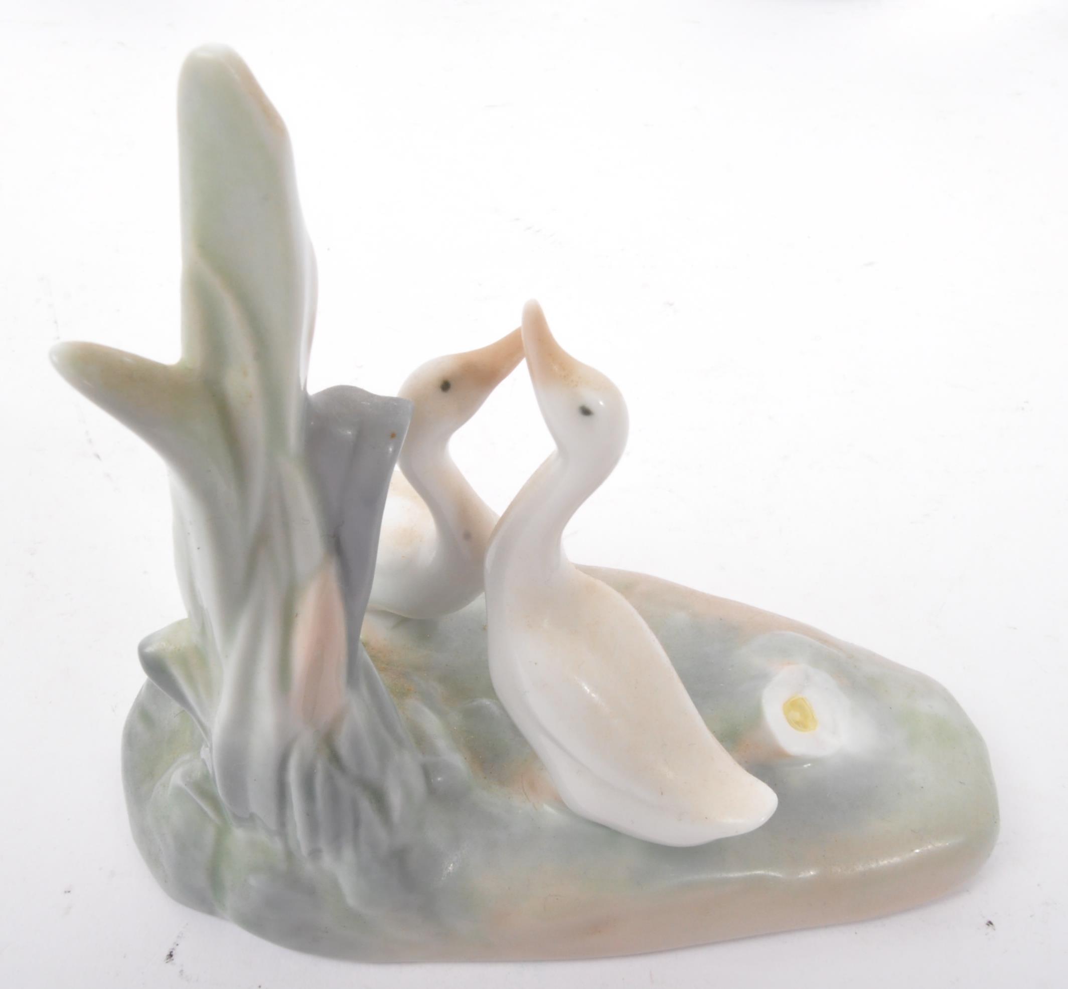 SIX VINTAGE NAO BY LLADRO CHINA GEESE FIGURINES - Image 2 of 5