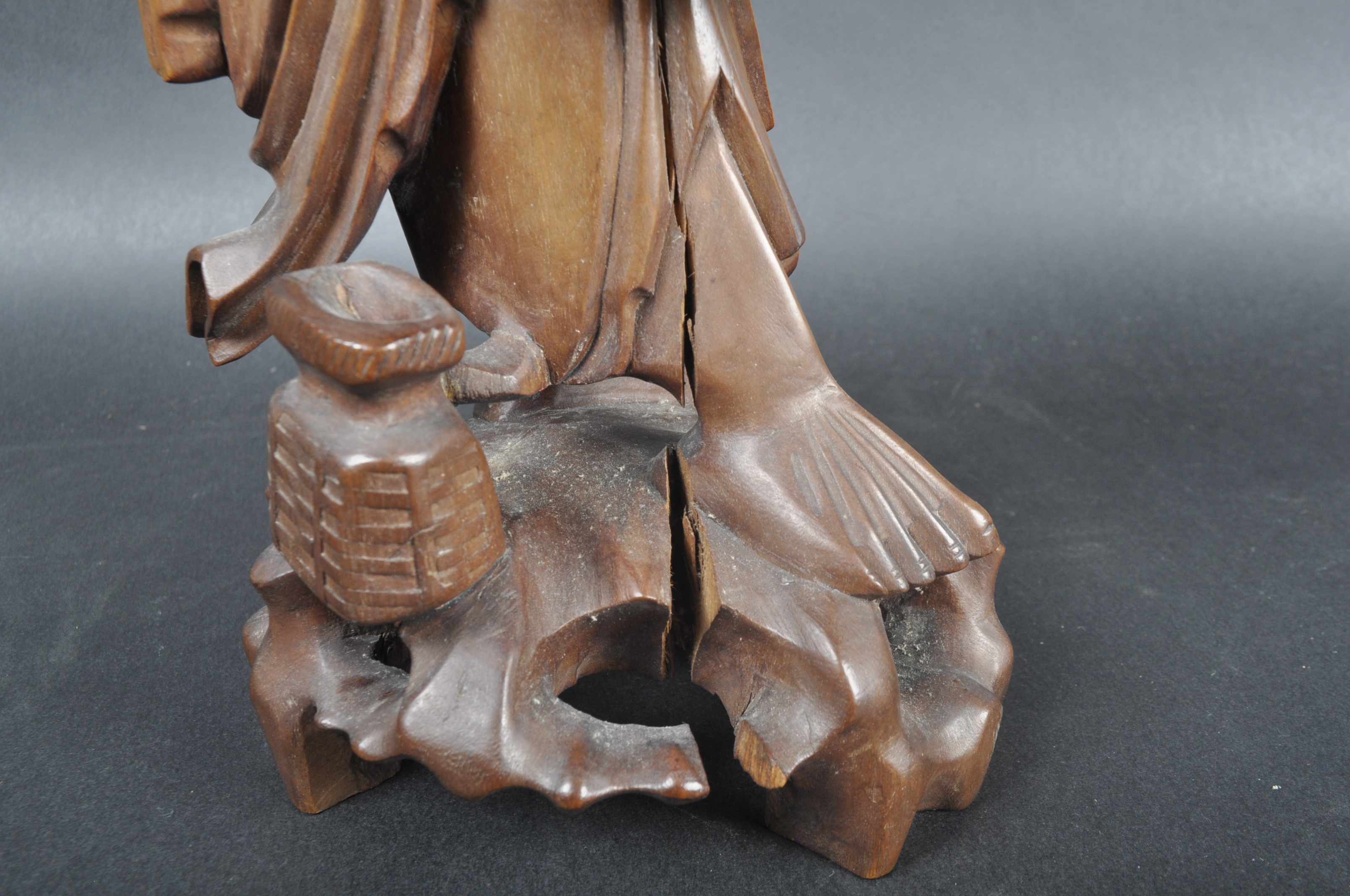 19TH CENTURY CHINESE CARVED HARDWOOD IMMORTAL - Image 7 of 8