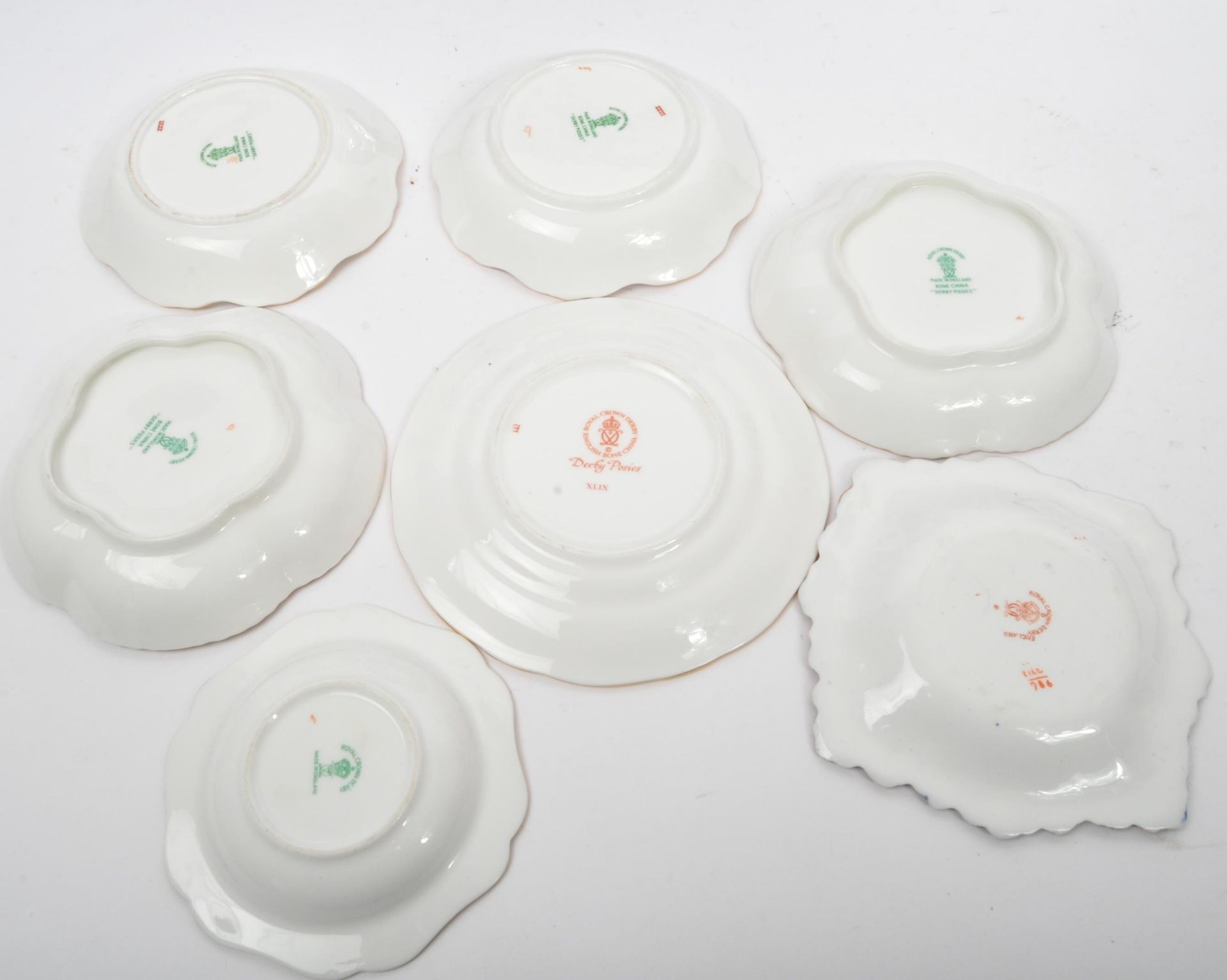 ROYAL CROWN DERBY - COLLECTION OF CHINA DISPLAY PLATES - Bild 9 aus 9