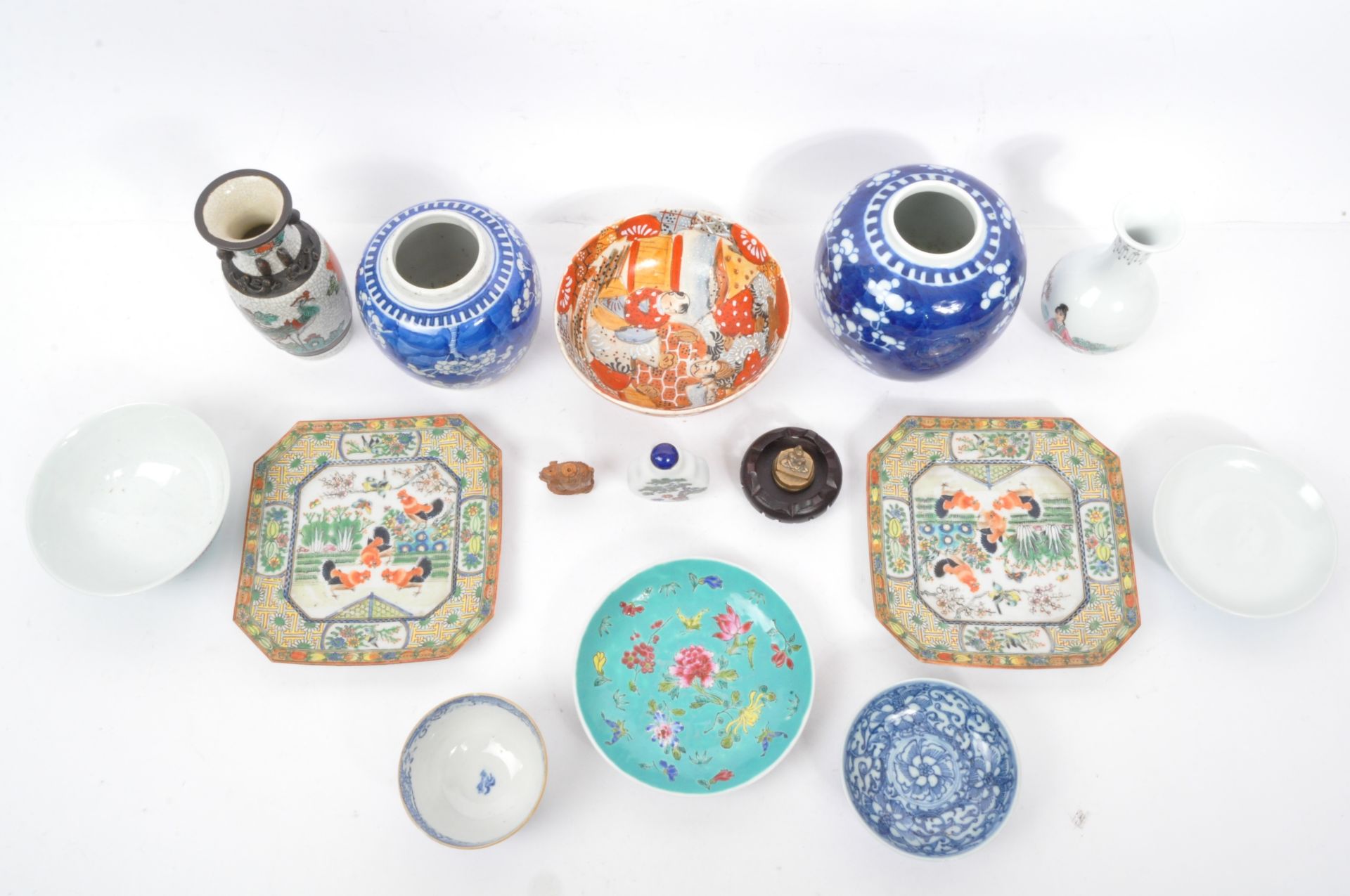 LARGE COLLECTION OF CHINESE PORCELAIN & CERAMIC ITEMS - Bild 2 aus 7
