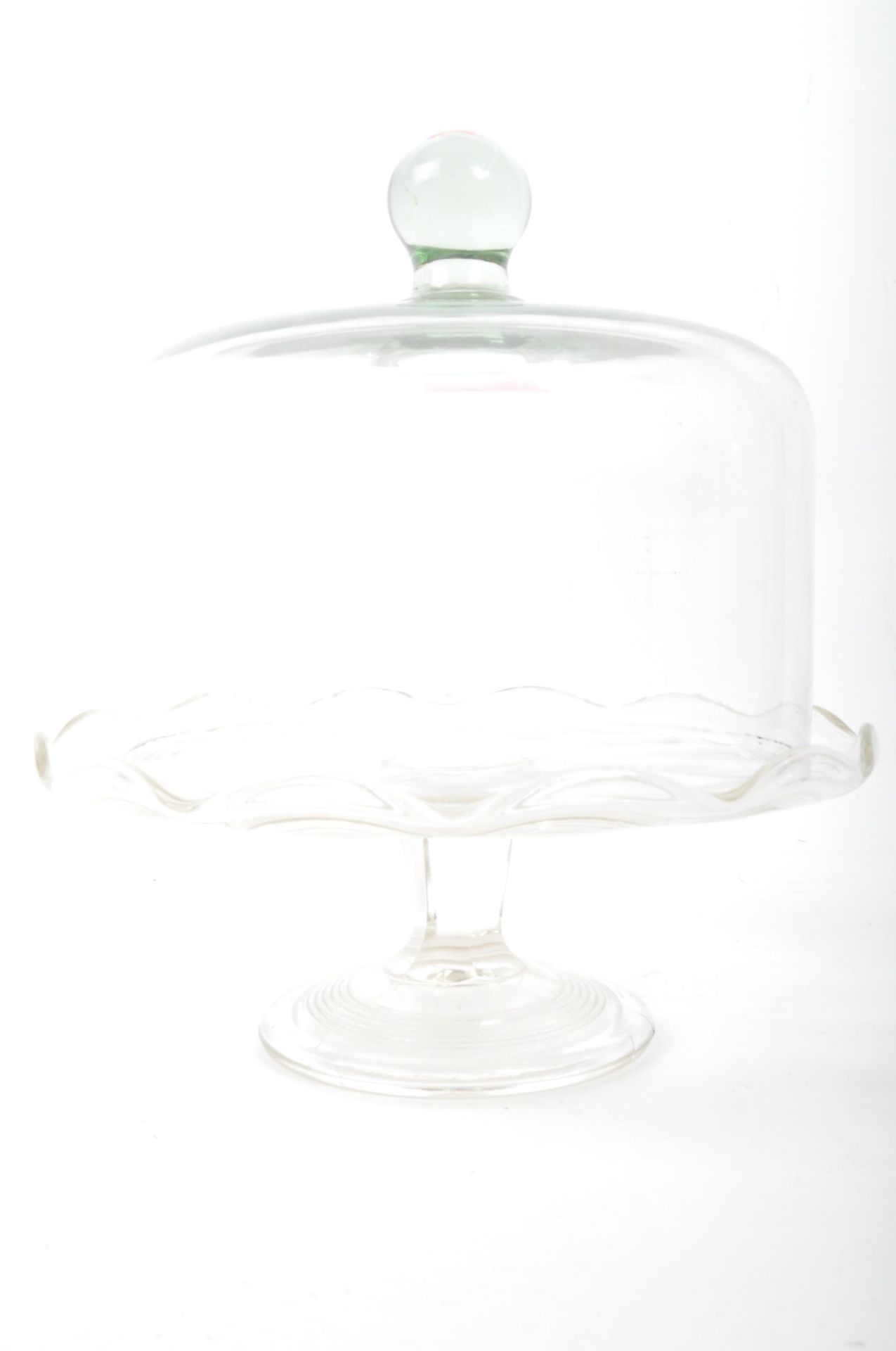 TWO EARLY 20TH CENTURY GLASS CLOCHES & CAKE STAND - Bild 3 aus 5